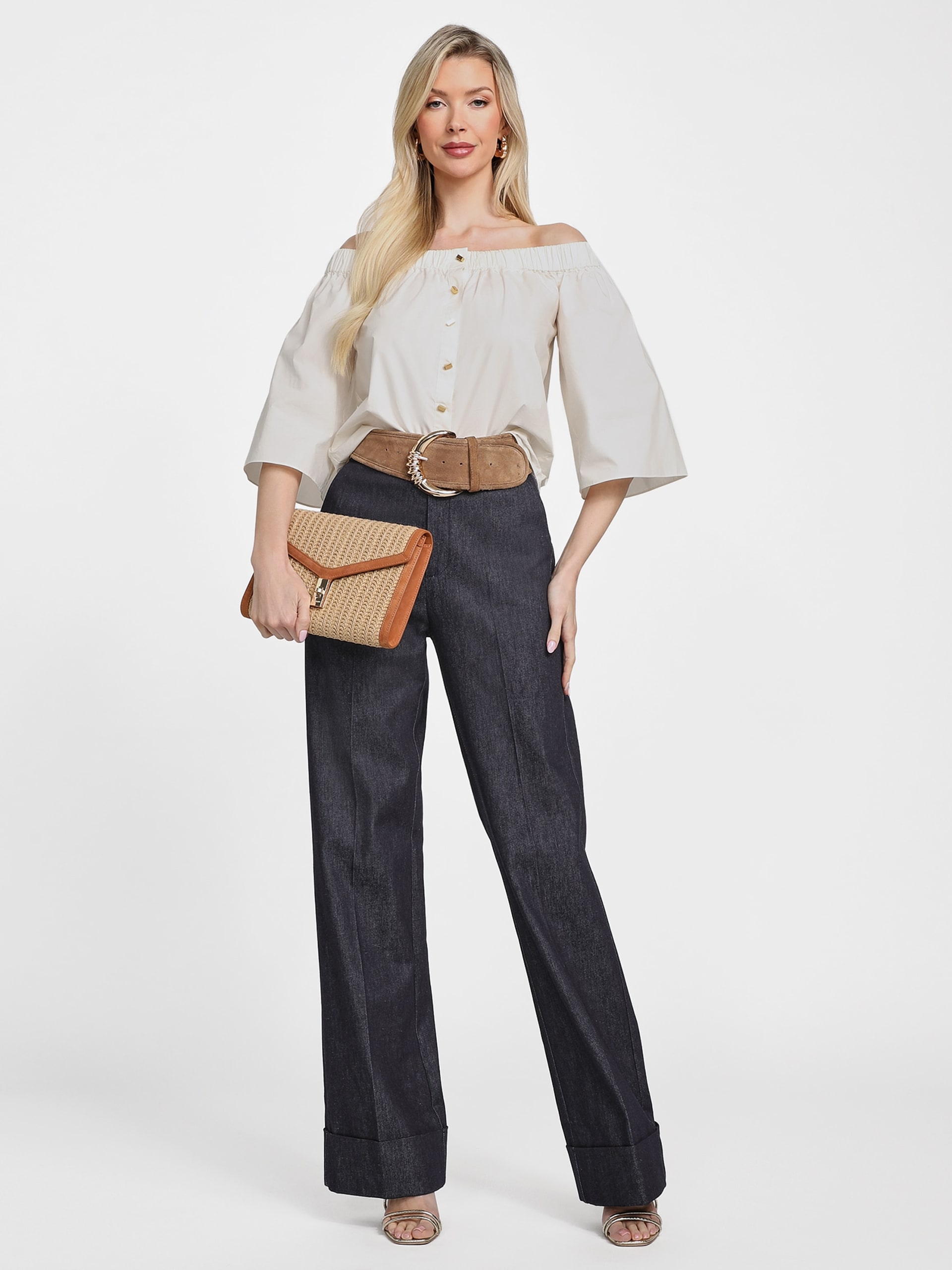 Blusa Pat com ombros à mostra