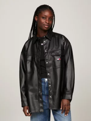 Sobretudo oversized em couro vegano