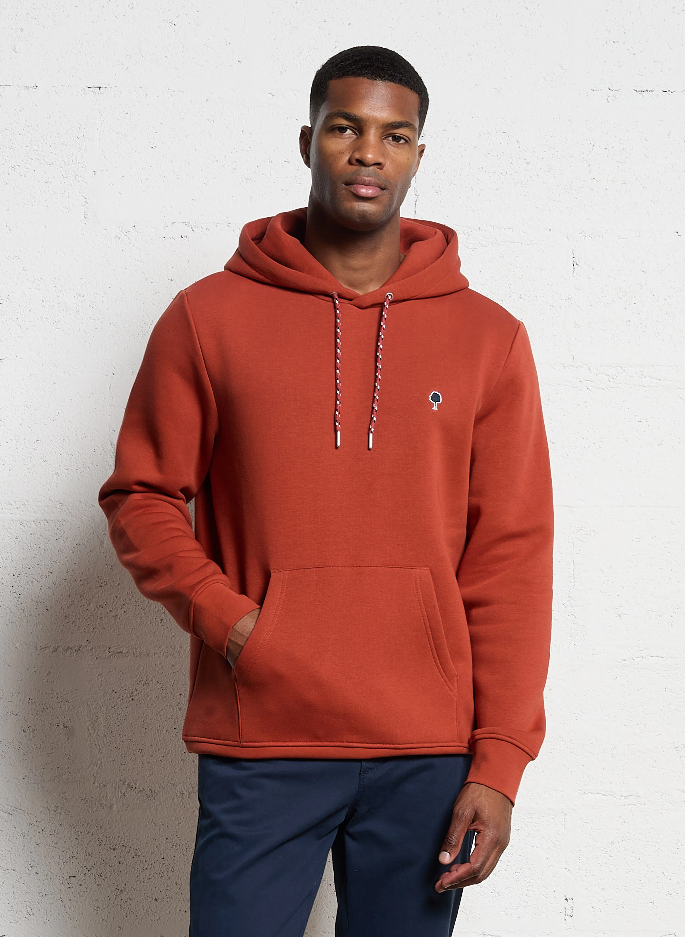 DIRAC - Sweat à capuche regular-fit brodé en coton recyclé mélangé| Rouge