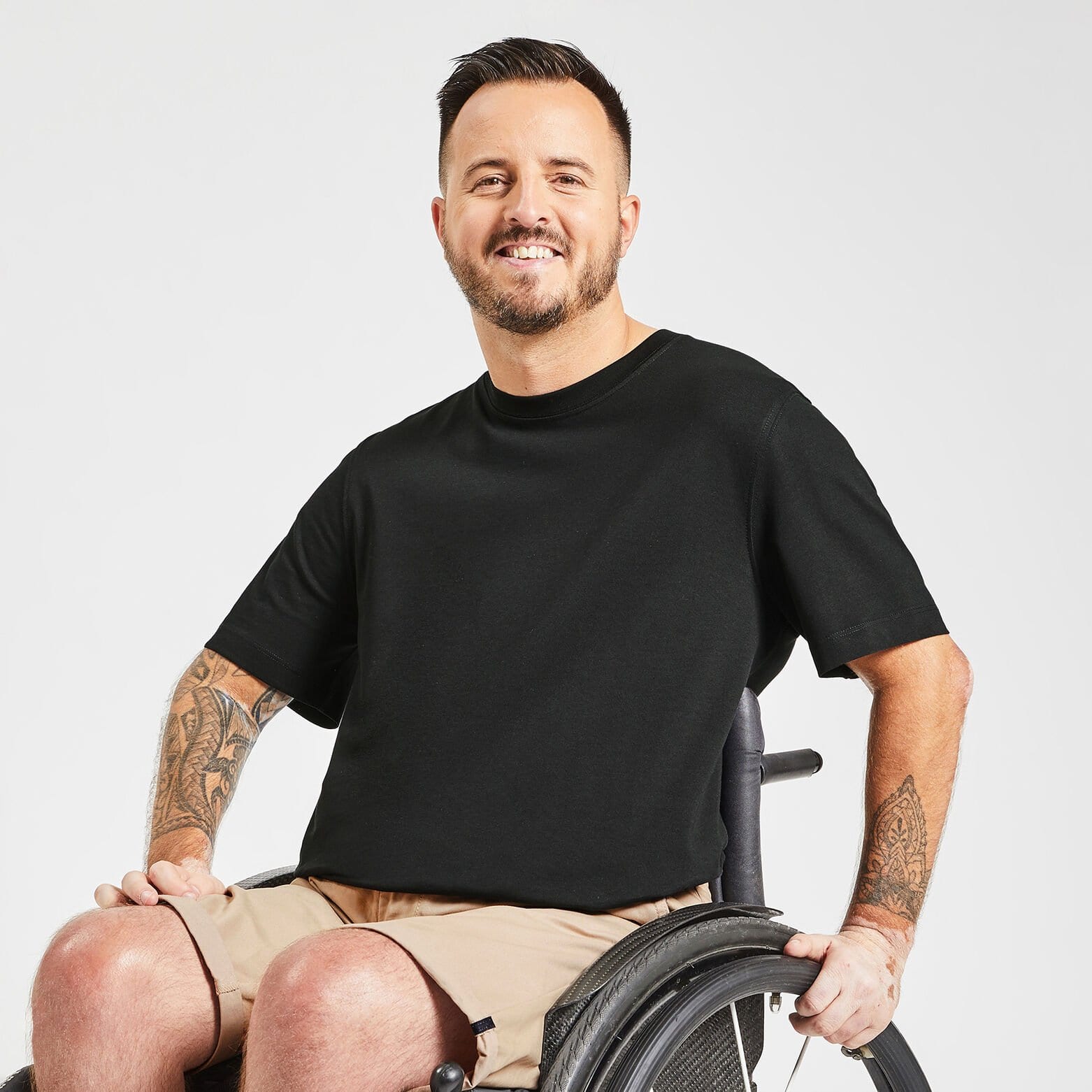Tee shirt pour personne à mobilité réduite Noir