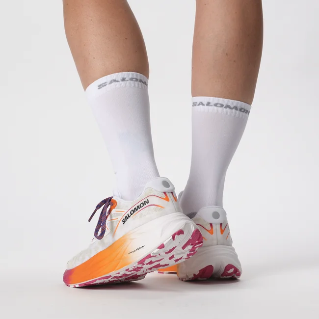 AERO GLIDE 2  Laufschuhe Damen White/DragonFire/Vivacious