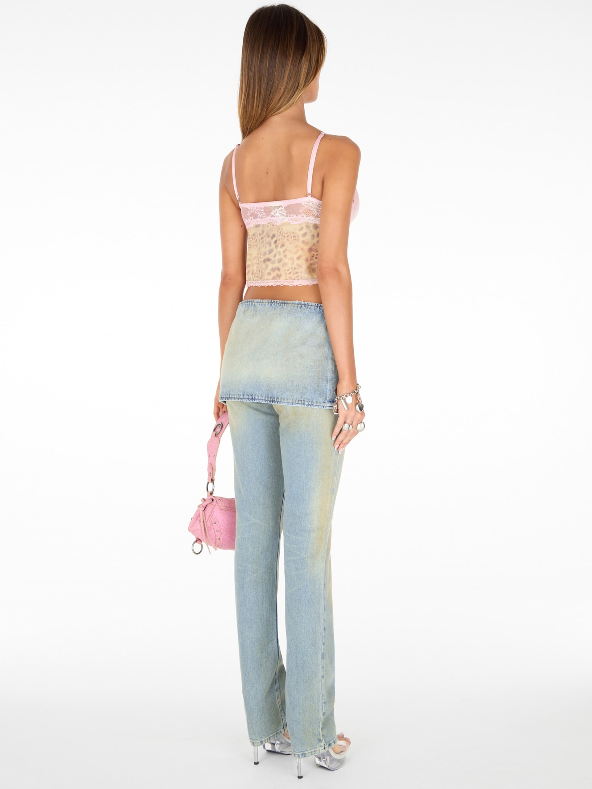 minissaia jeans com cinto