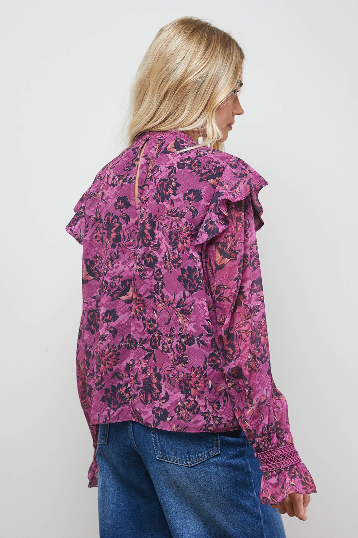 Oasis Blouse Bohème à Détails Plissés et Finitions Dentelle Imprimée