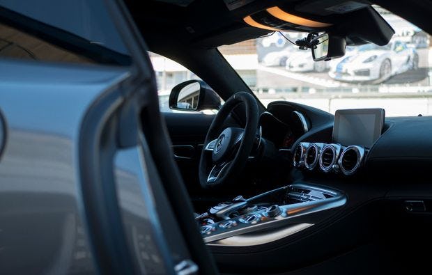 Renntaxi fahren in Nürburg als Erlebnis I mydays
