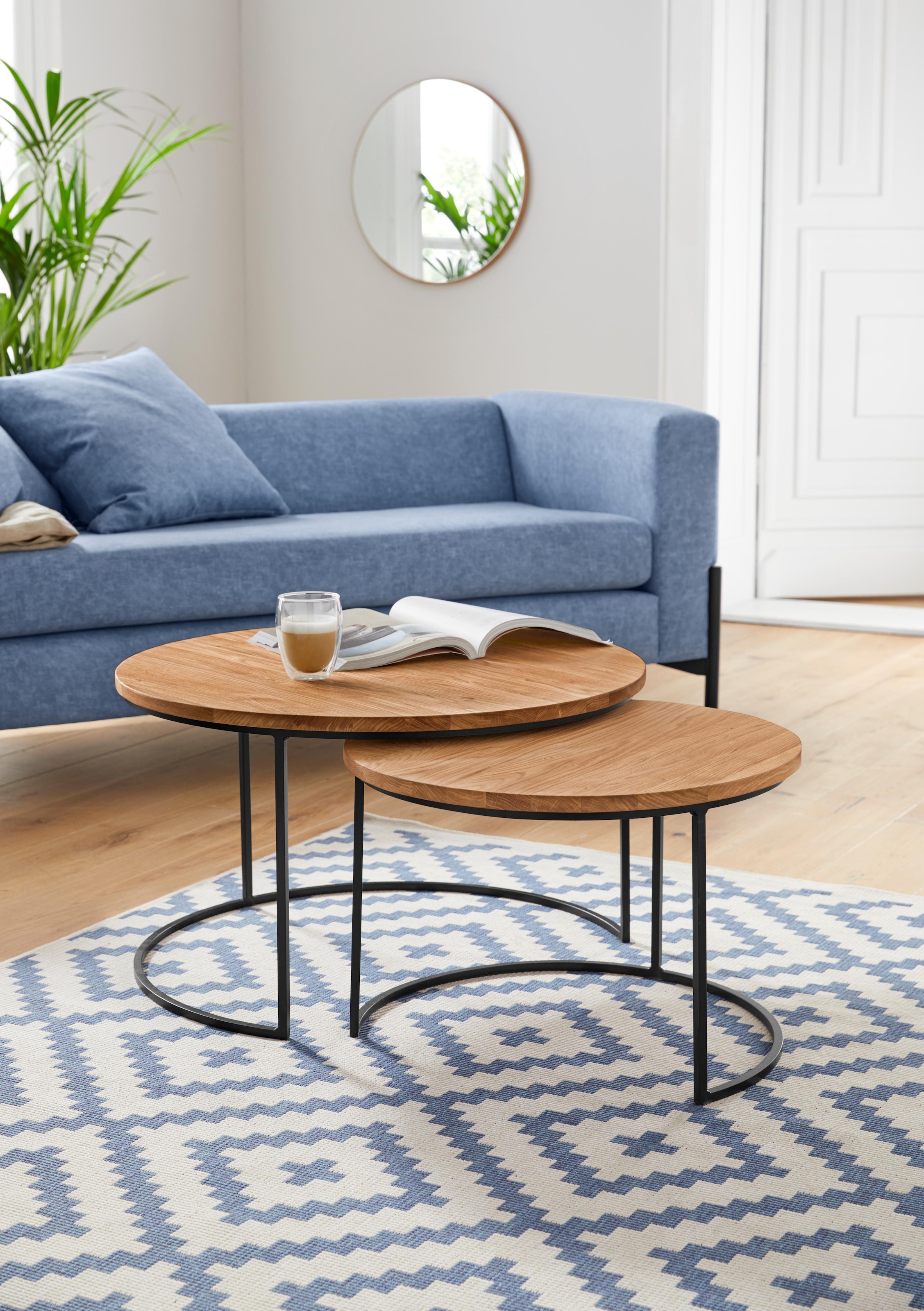 andas Couchtisch »Caprinus« Masse (B/T/H): 75/75/39 und 58/58/39 cm,  aus Eichenholz, FSC® zertifiziert, 2er-Set, stabiles Metallgestell