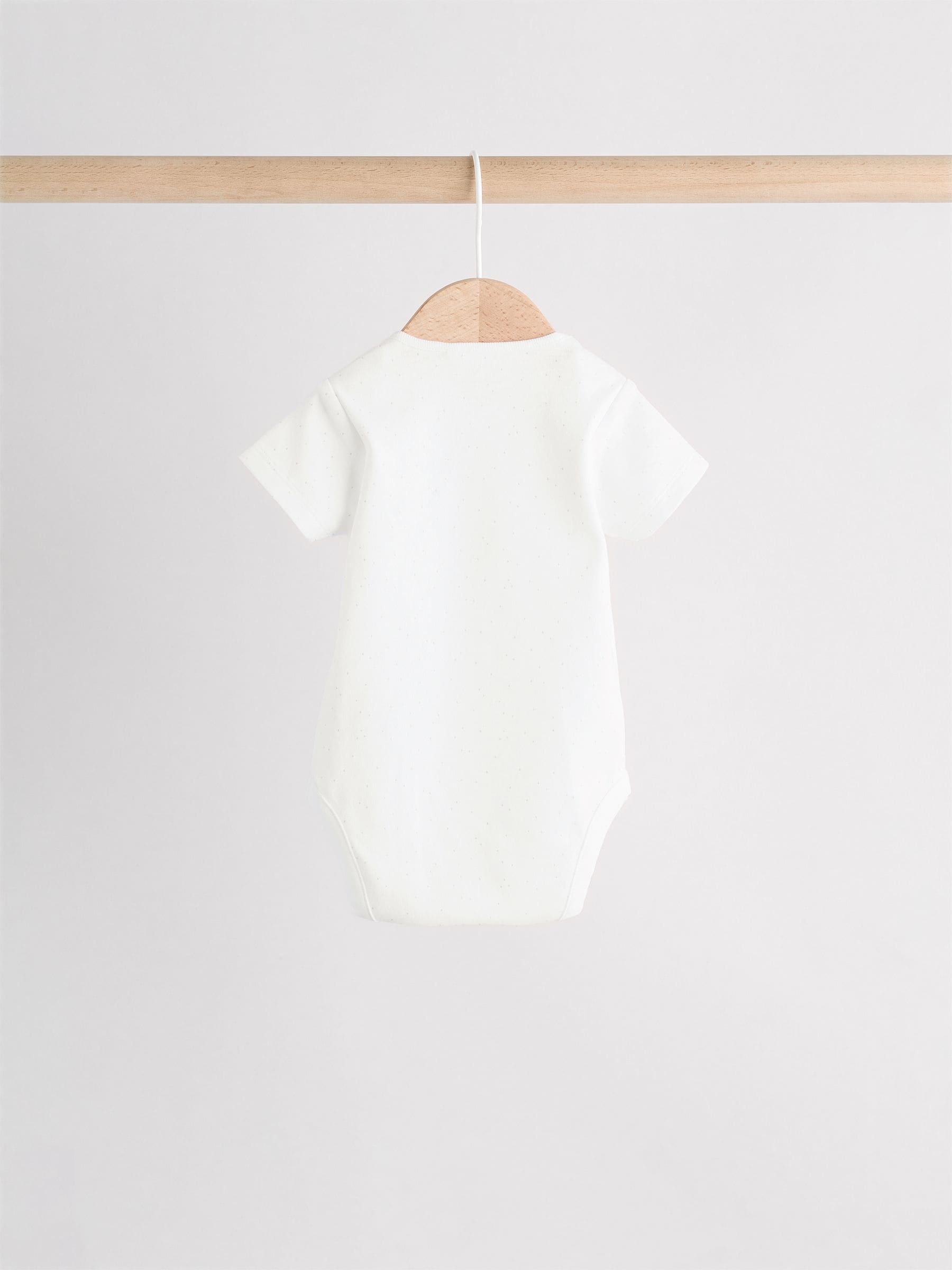 Wit - Baby Pyjama, Bodysuit, muts en slabbetje 4 -delige set (0-9maanden)