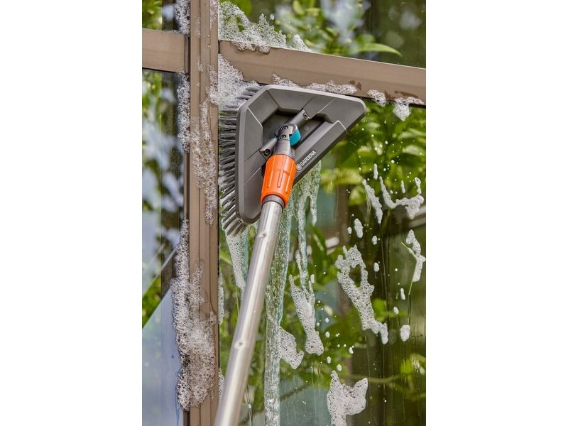 GARDENA Cleansystem Stielbürste soft flex Bürste für grössere, empfindliche Flächen