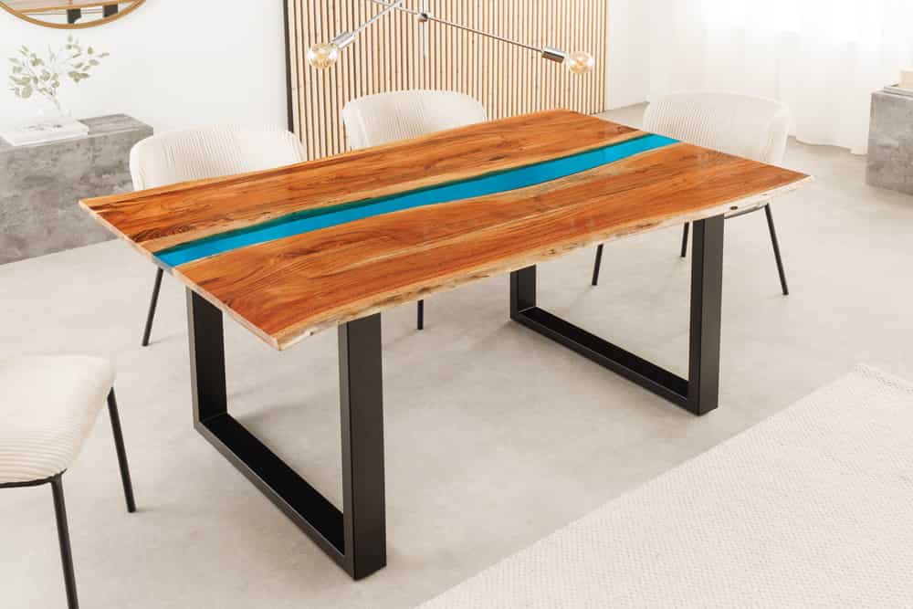 Massiver Esstisch LIQUID 160cm braun Akazienholz Baumkante schwarz Eisen blau