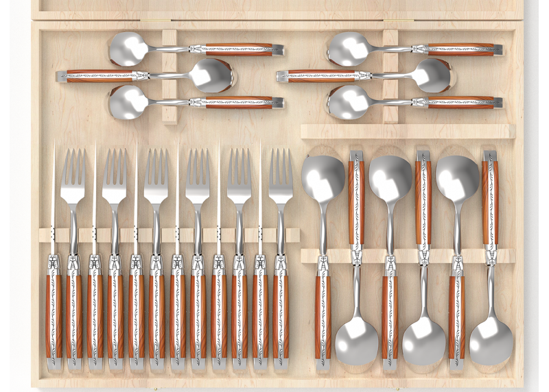 Service Laguiole de 24 pièces avec un manche en bois d'If et mitres en acier inoxydable