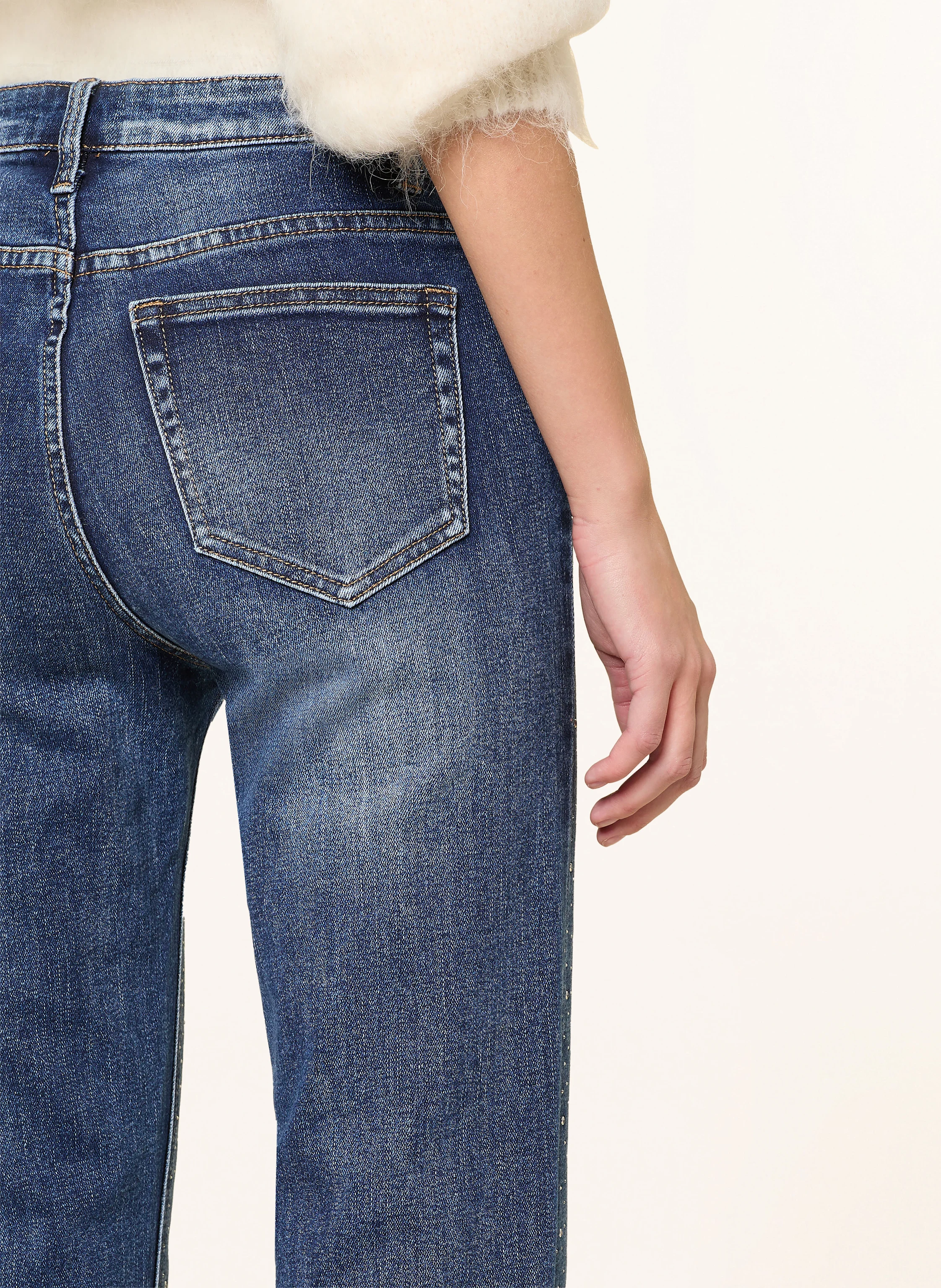 CARTOON Jeans mit Schmucksteinen