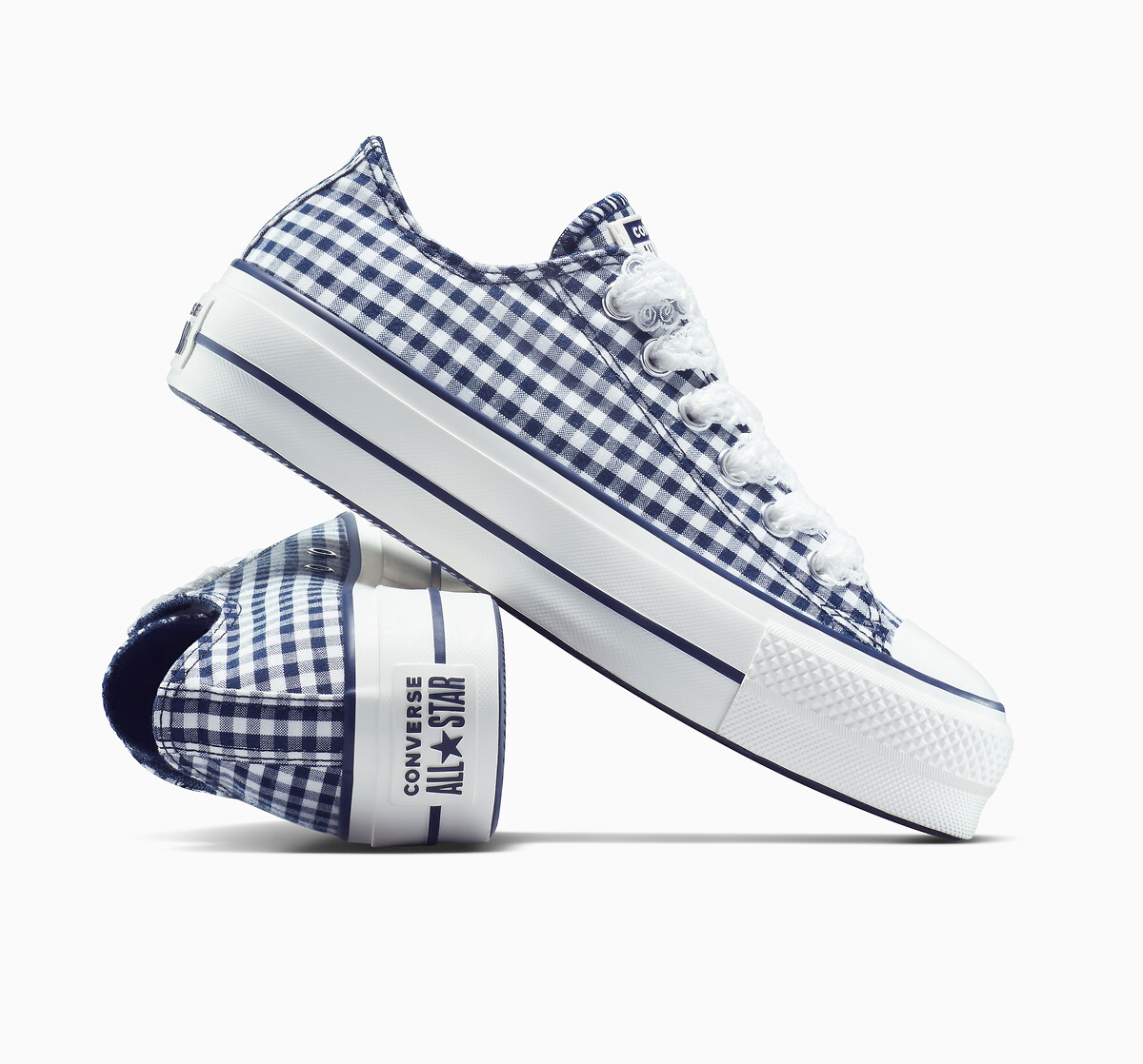 CONVERSE<br>Tênis Chuck Taylor All Star Lift Ox Gingham