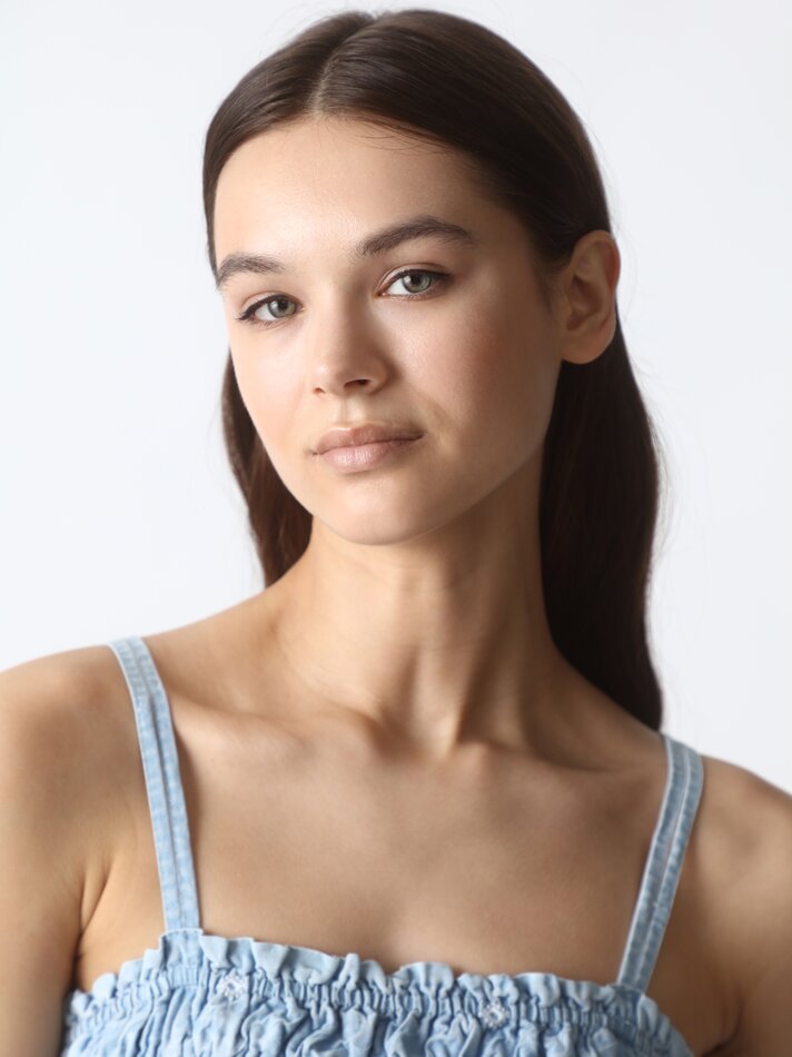 Vestido longo com bordado - Azul claro