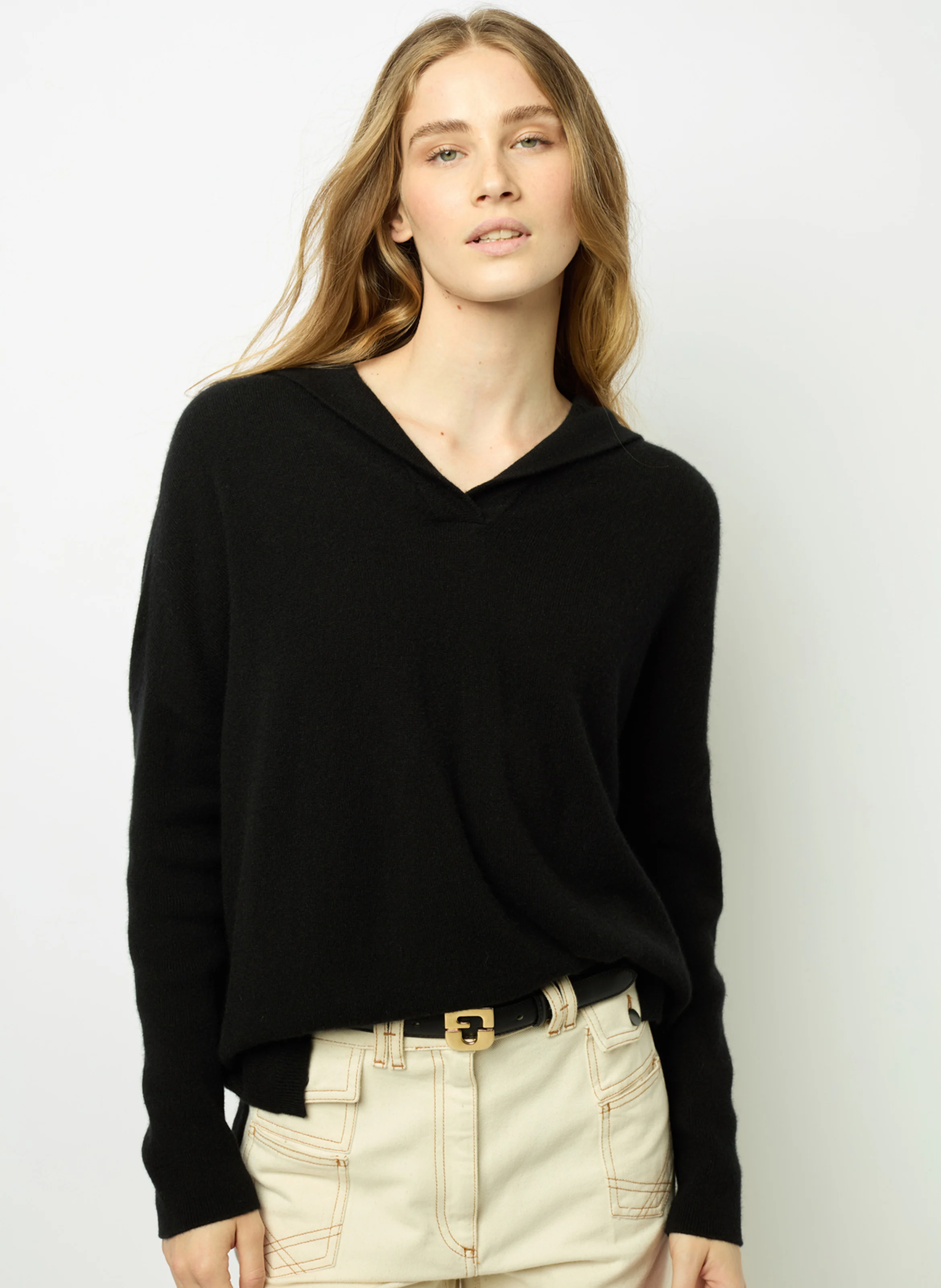 JOSELINE - Pull col V en cachemire| Noir