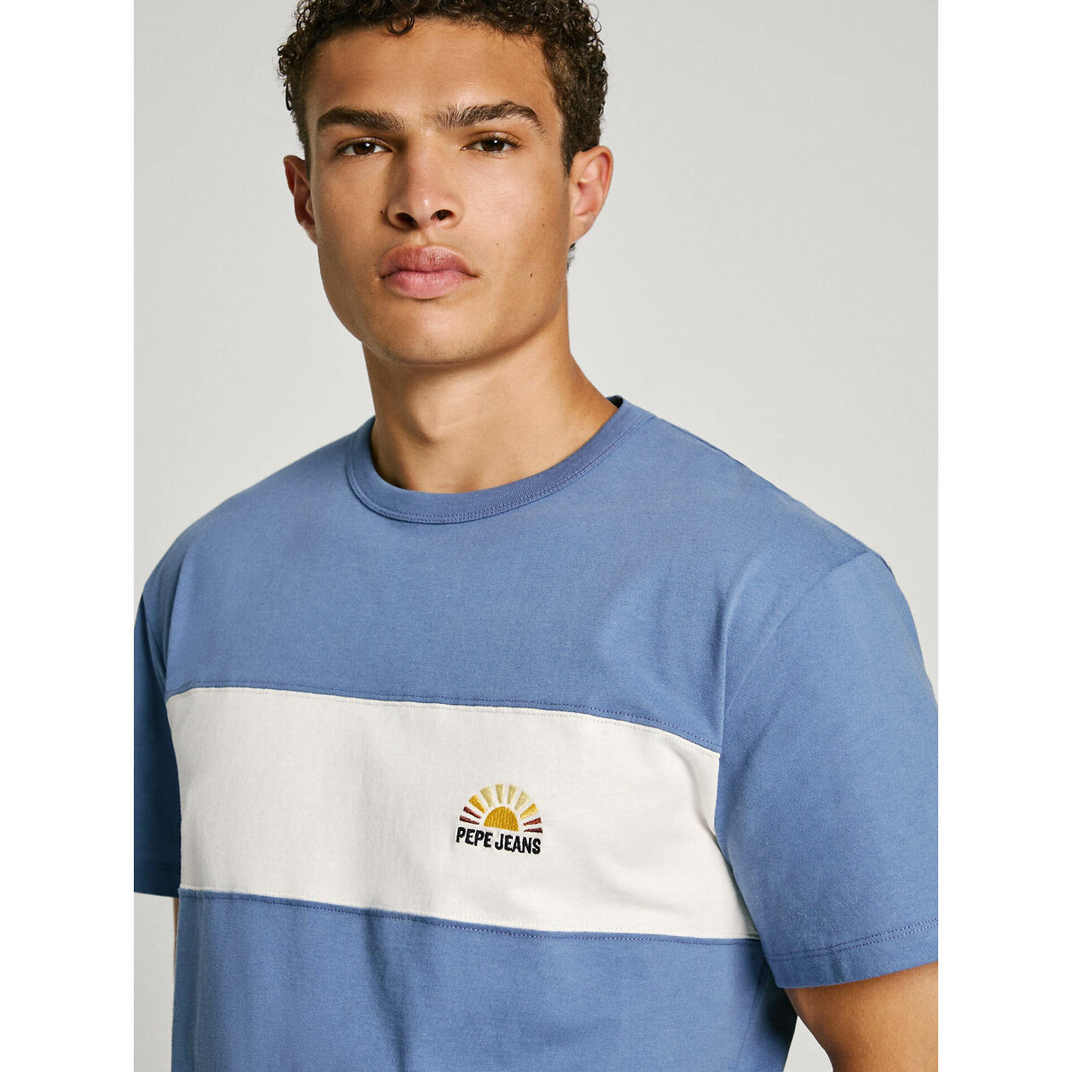 Camiseta PEPE JEANS com logotipo bordado