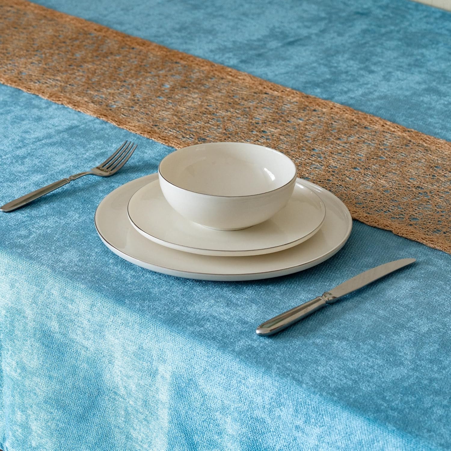 Premium Geschirrset 24-teilig aus edlem PORZELLAN für 6 Personen | 6x Große Essteller 27 cm, 6x tiefe Suppenteller, 6x Dessertteller und 6x Schüsseln | Cremeweiss mit Platinring