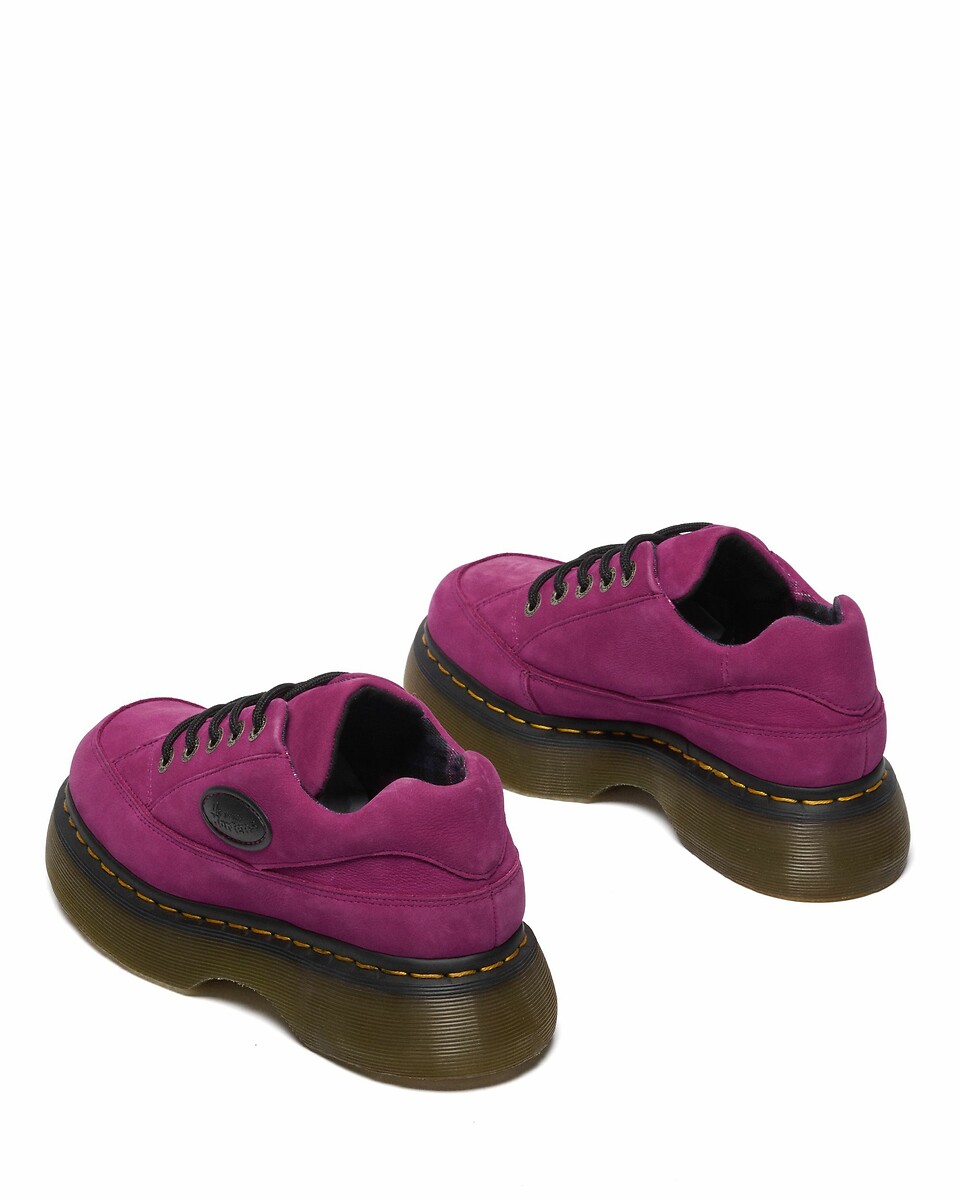 DR. MARTENS<br>O Buzz do Derby de Nubuck