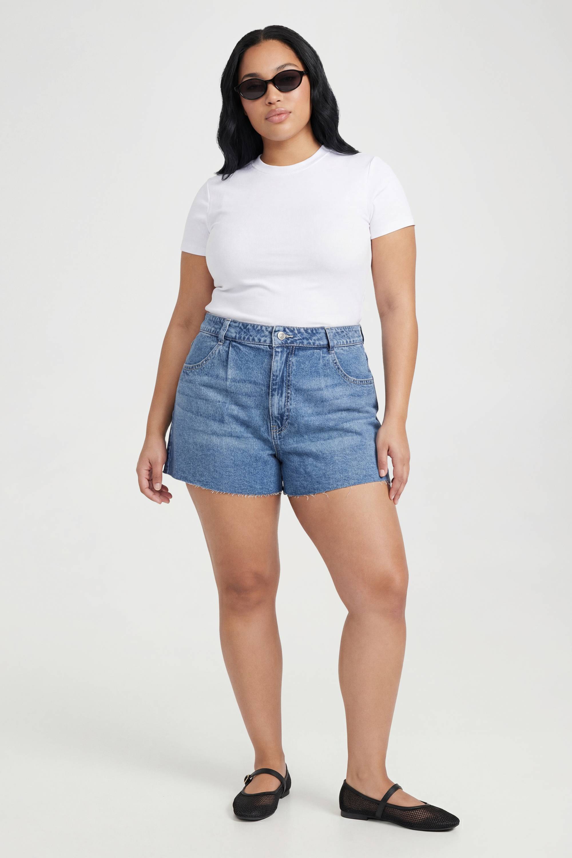 boohoo Short En Jean Grande Taille Jambe Large Et Évasée