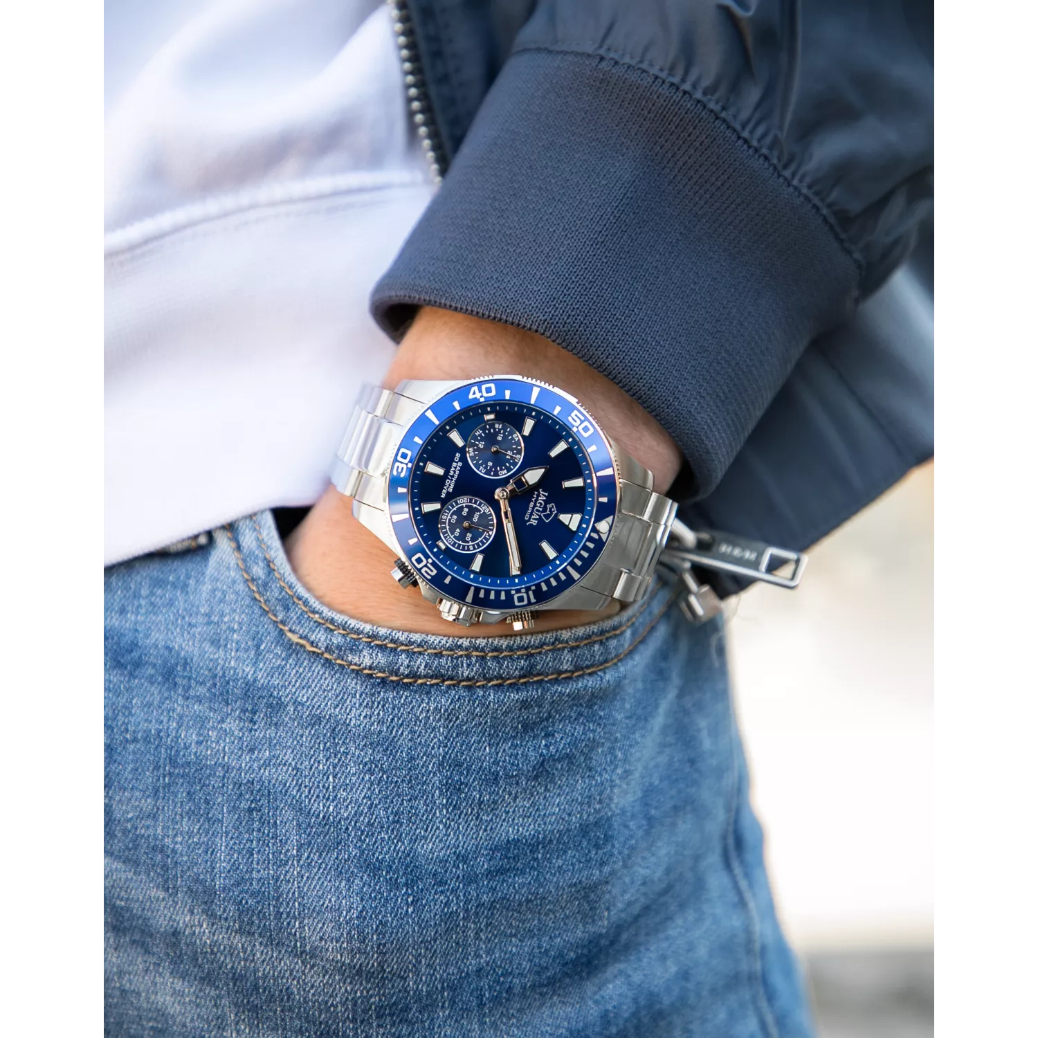 Jaguar Connected Diver J888/1
