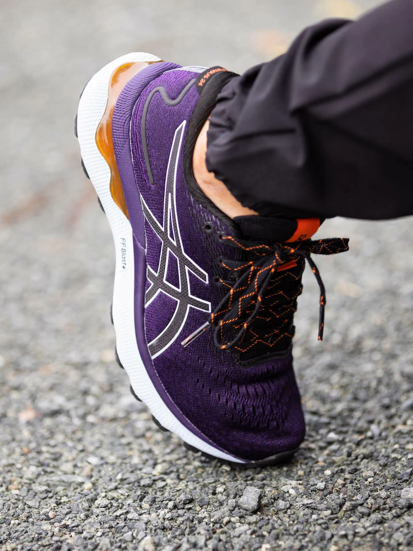 Gel-Nimbus 24 TR