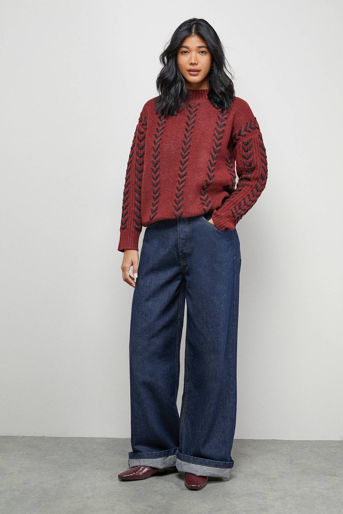 Warehouse synthétiquell Oversize à Détails de Surjet