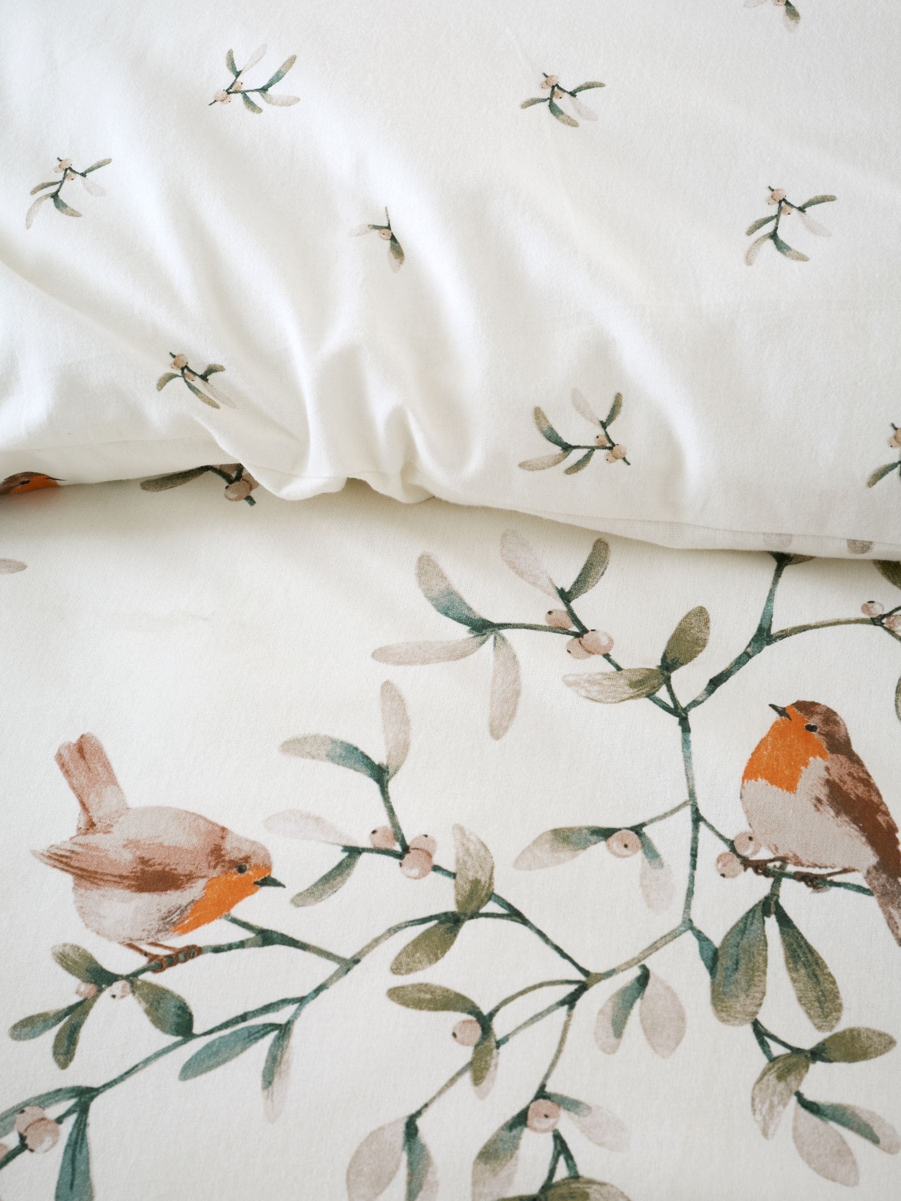 Catherine Lansfield Supersoft 100% Brushed Cotton Christmas Robins Duvet Cover Set