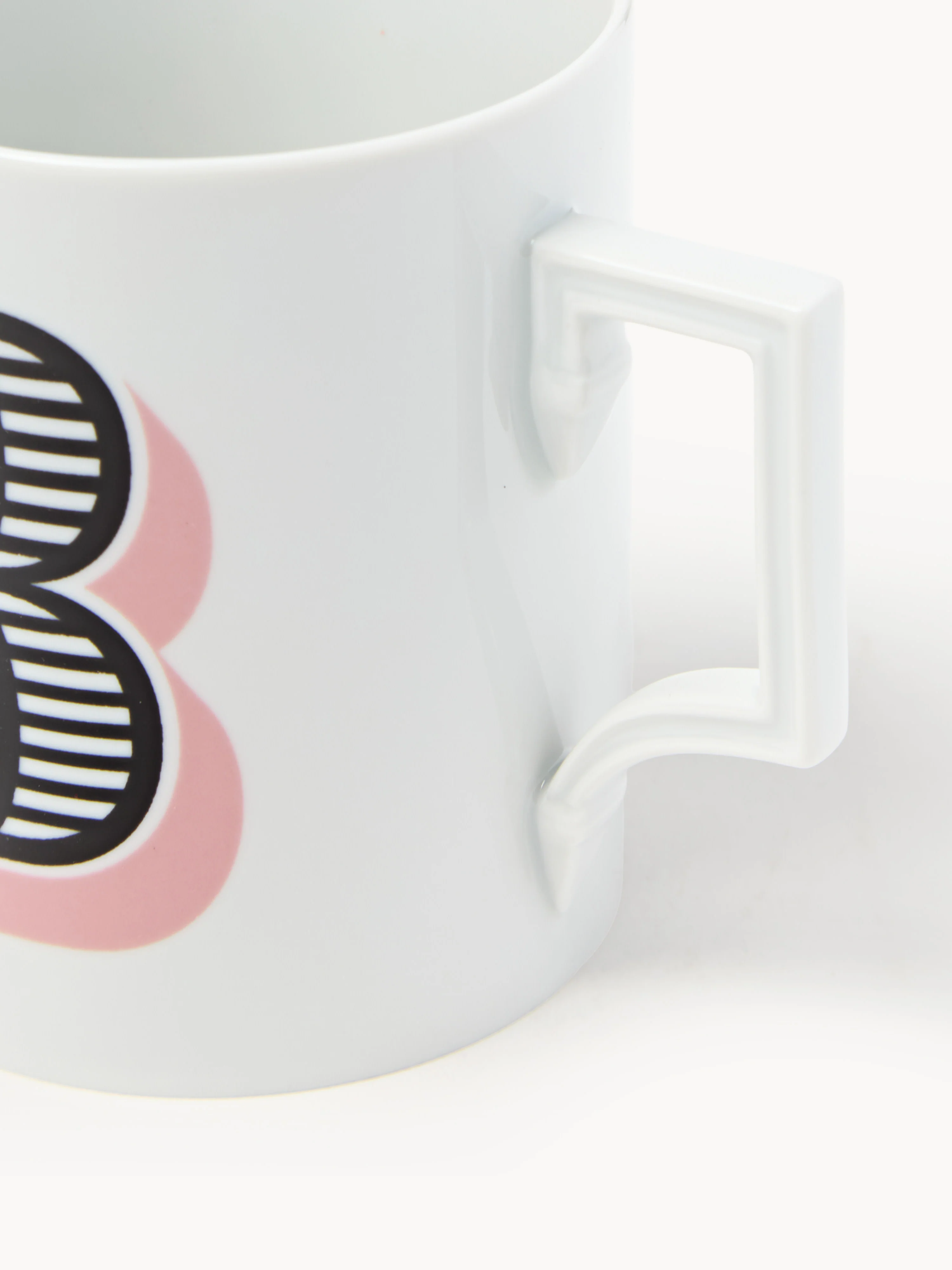 Handgemaakte beker Initials met decoratief motief, Westwing x MEISSEN