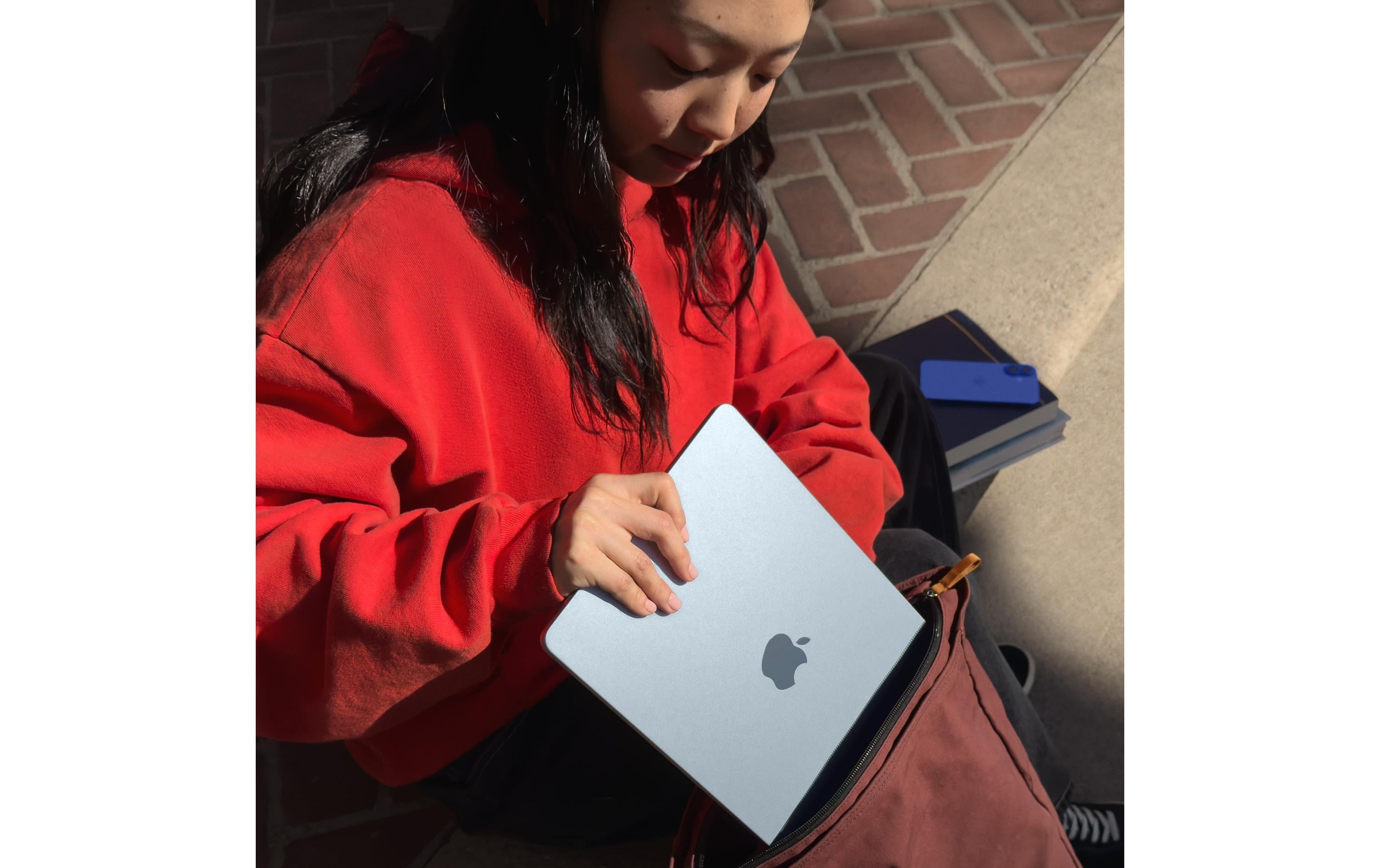 Apple Notebook »Air 13 2025 M4 10C GPU / 16 GB / 512 GB Midnight«