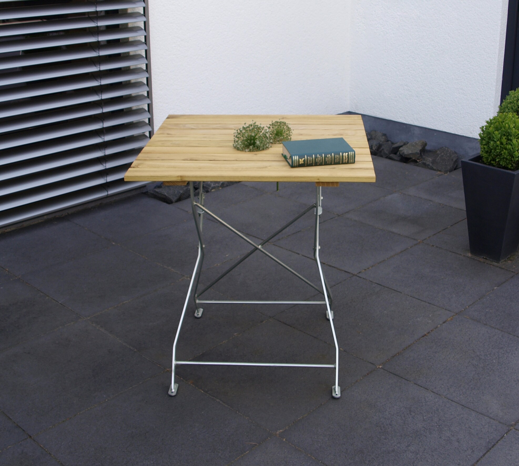 DEGAMO Klapptisch BAD TÖLZ 70x70cm, Flachstahl verzinkt + Robinie