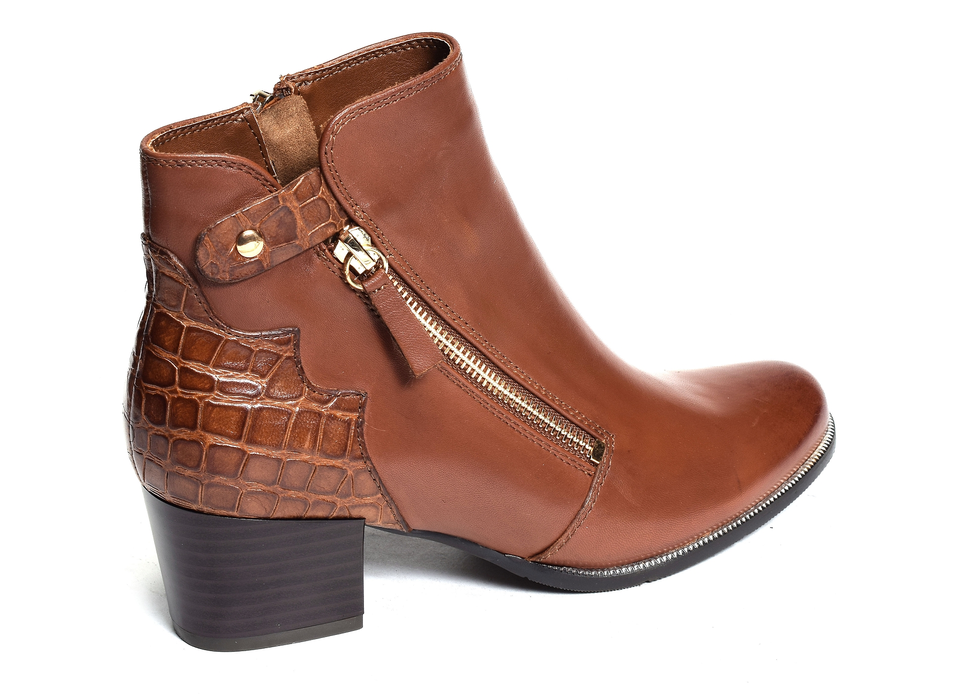 Isabel 106 camel