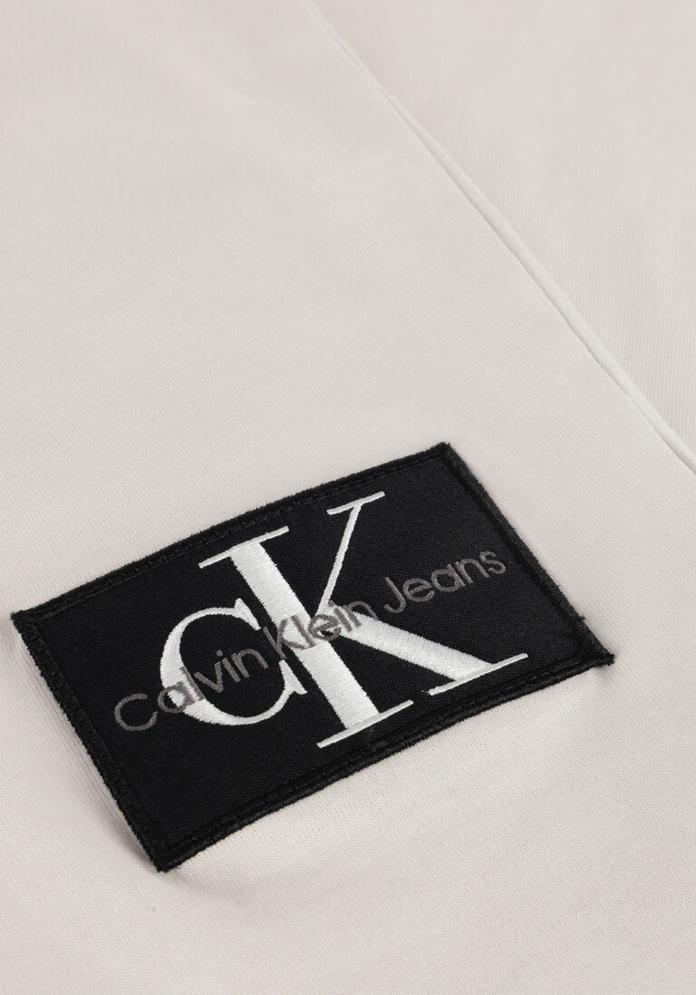 CALVIN KLEIN grijze calvin klein t-shirt badge turn up sleeve