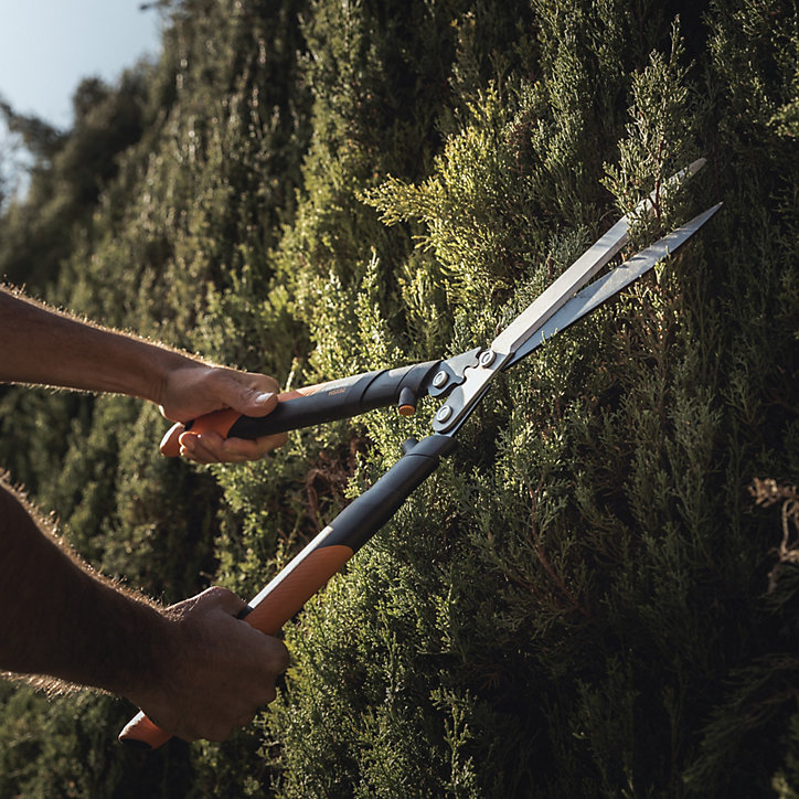 Cisaille à haies PowerGear HSX92 Fiskars noir