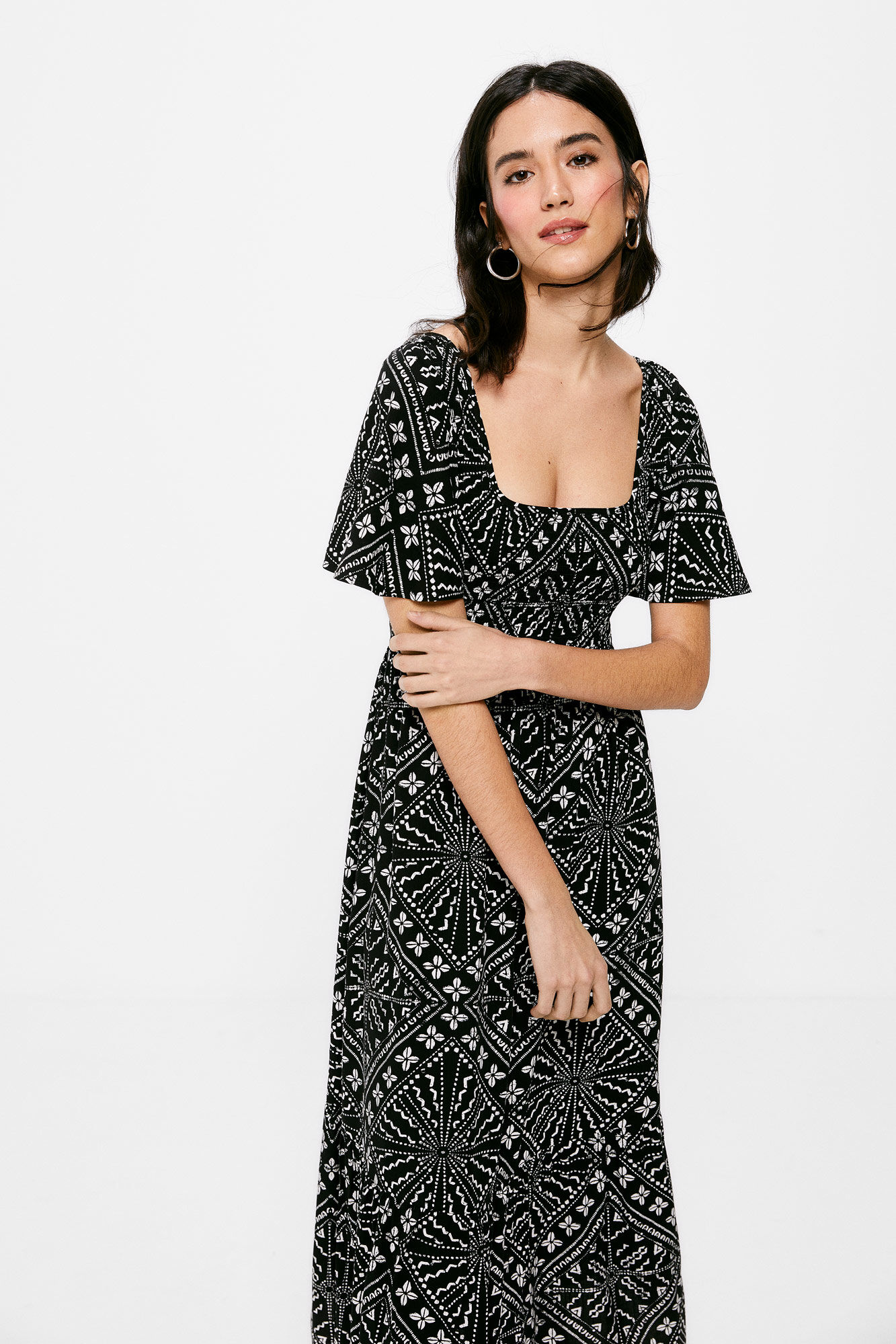 Vestido midi com estampa de favo de mel - Preto