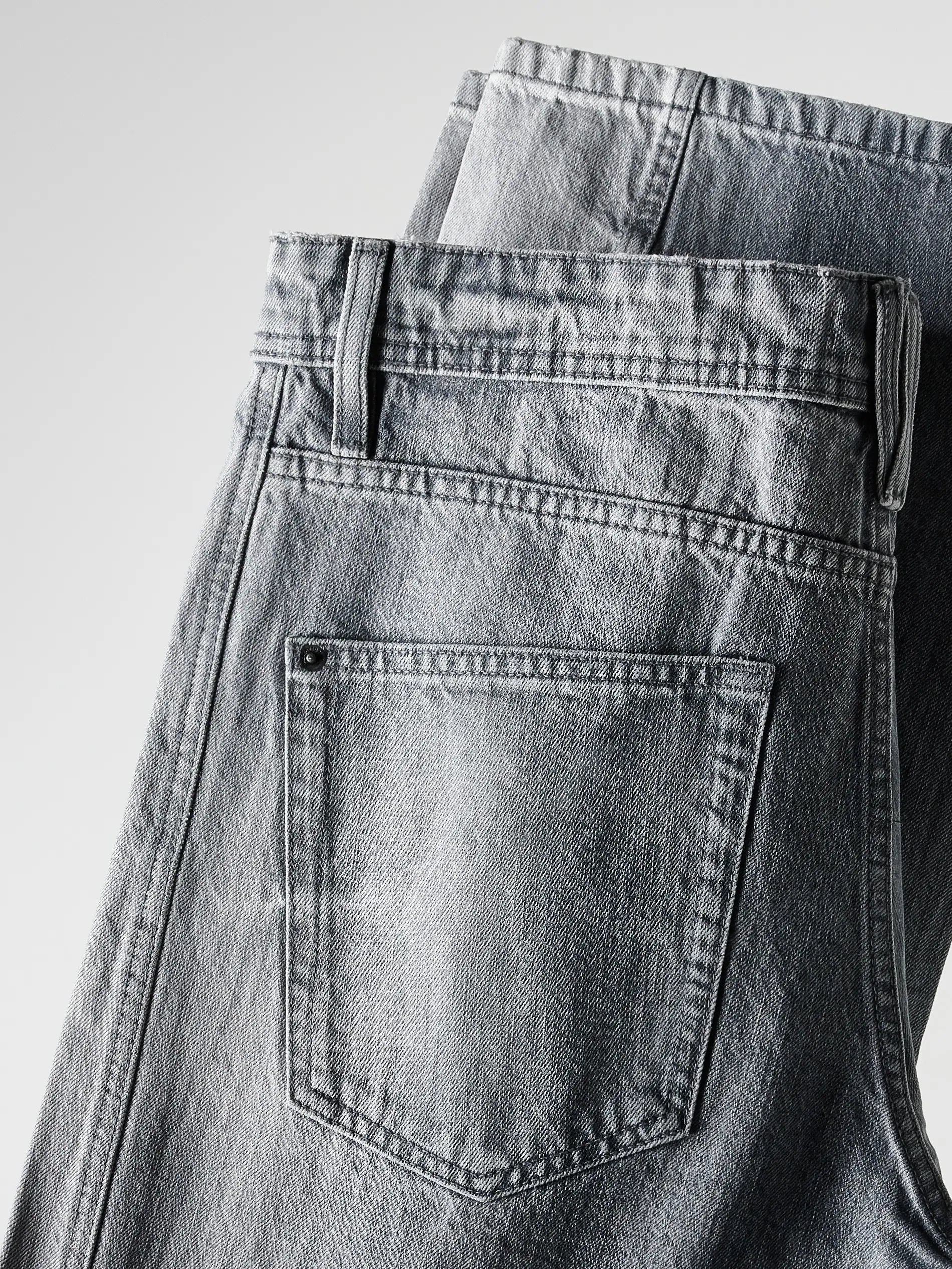 Baggy-Jeans mit Wascheffekt