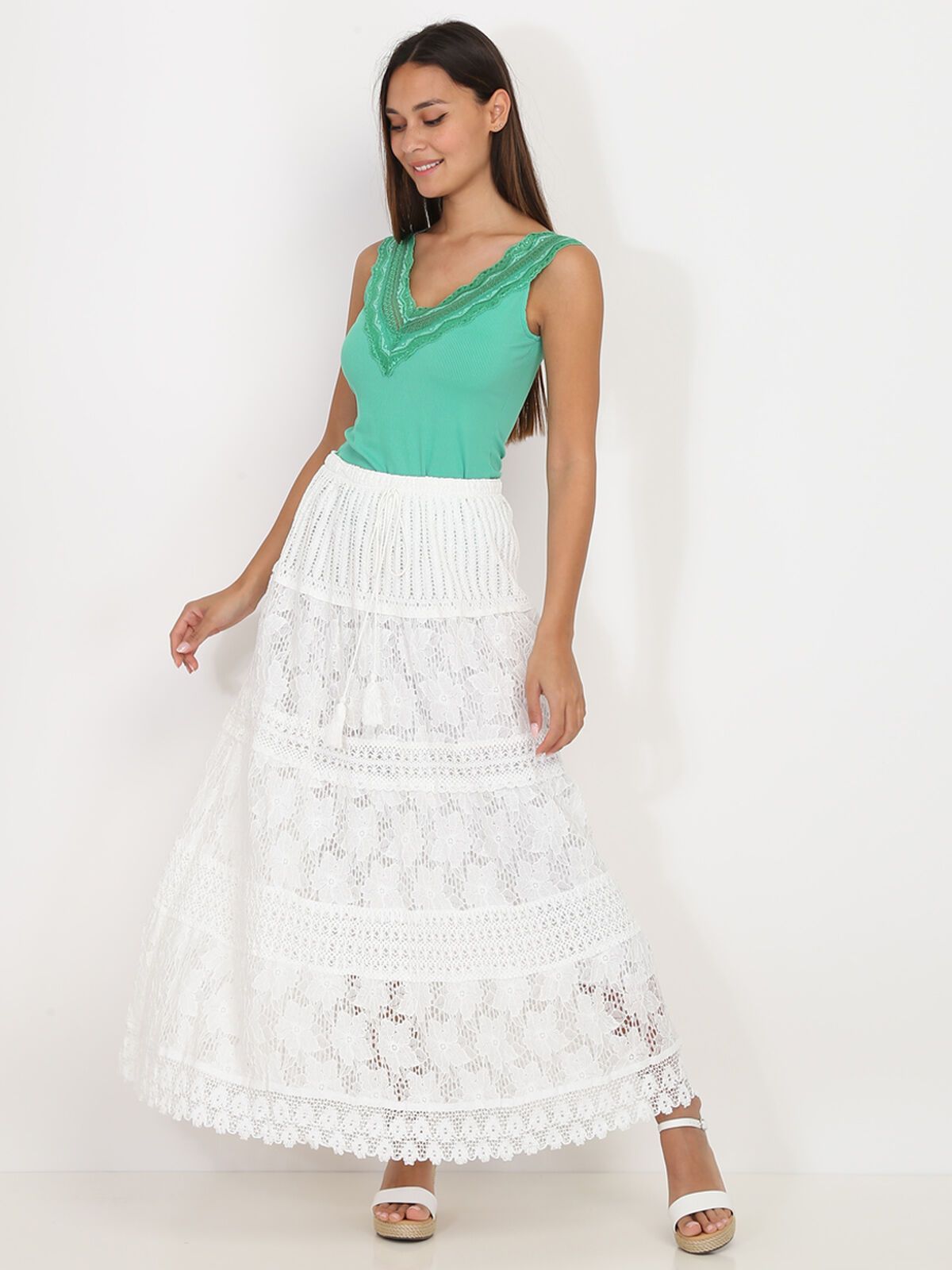 Jupe en crochet et dentelle- Blanc
