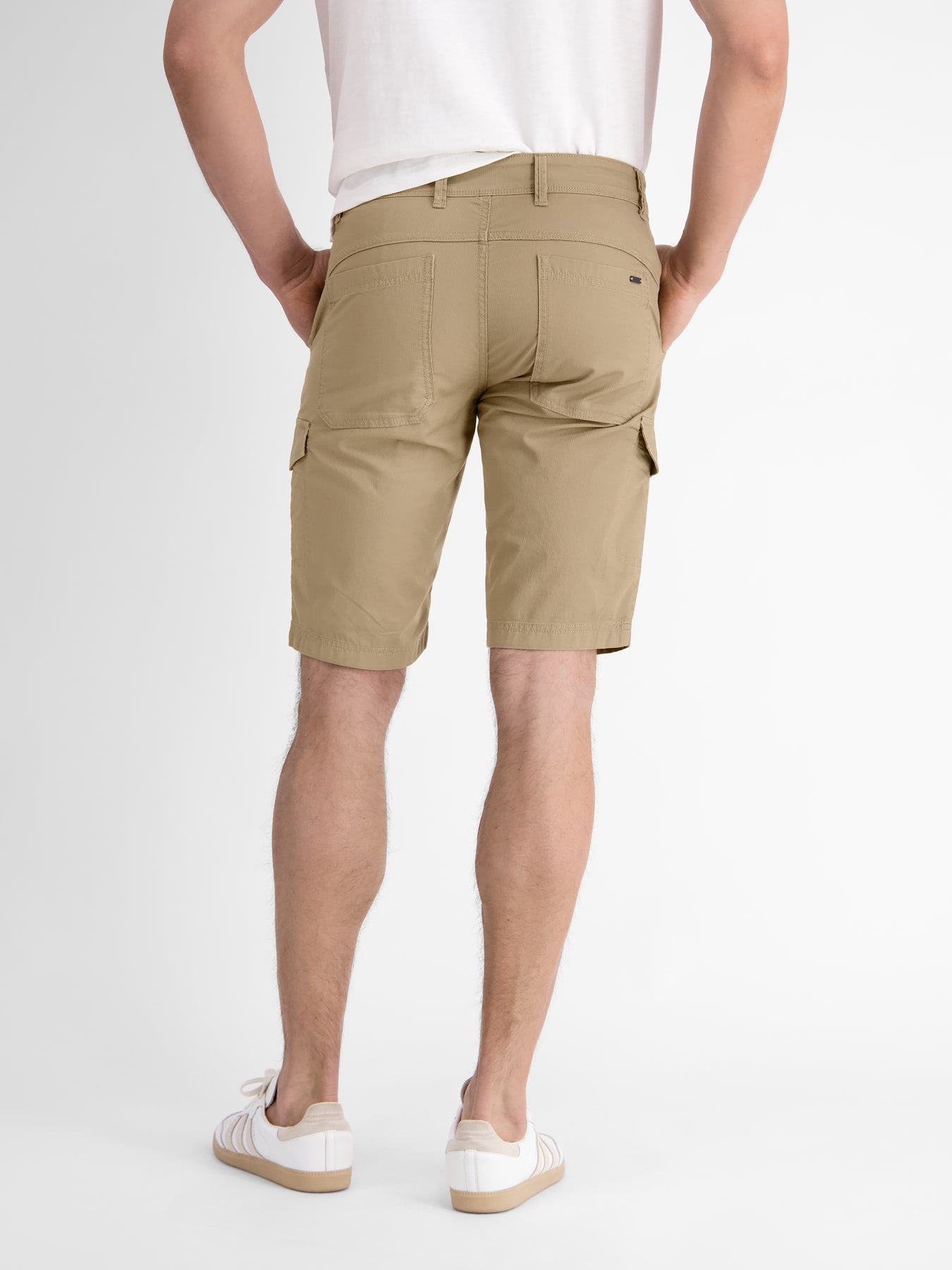 Lässige Herren Cargo-Bermuda, sommerlich leicht