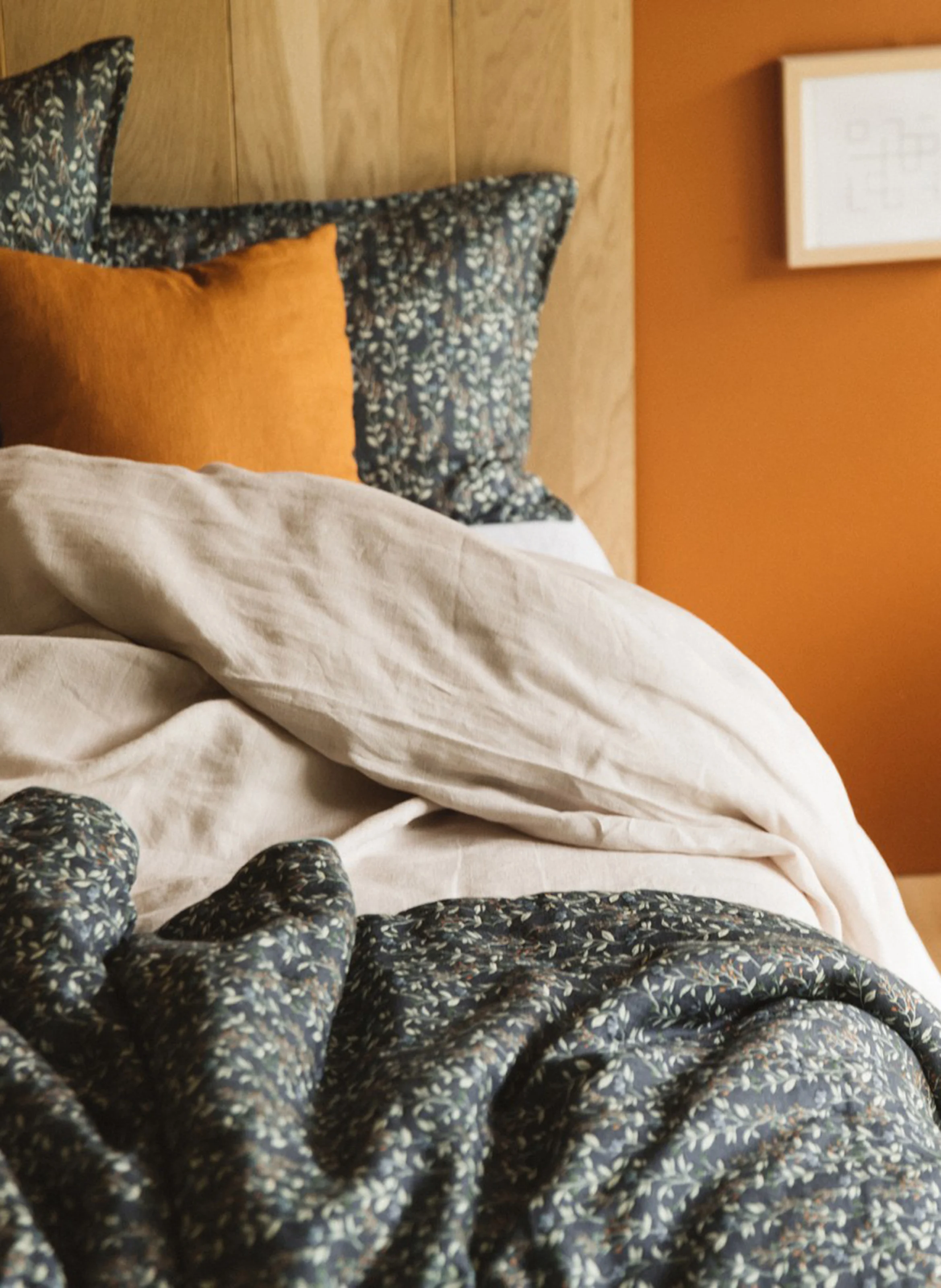 Jeté de lit imprimé fleuri en lin lavé | Gris