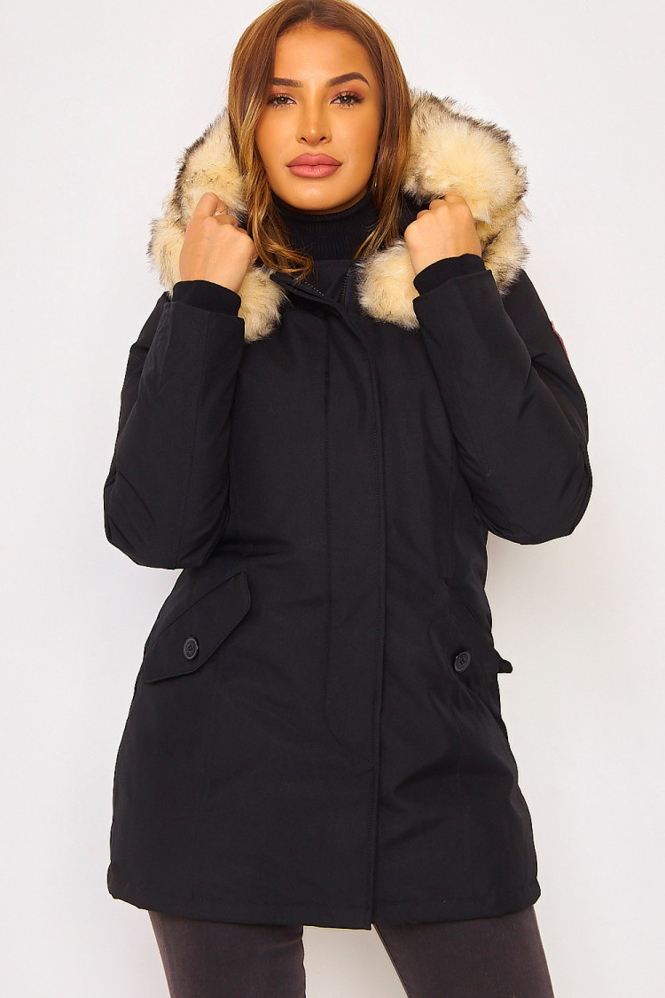 Parka noire mi-longue à capuche fourrure beige
