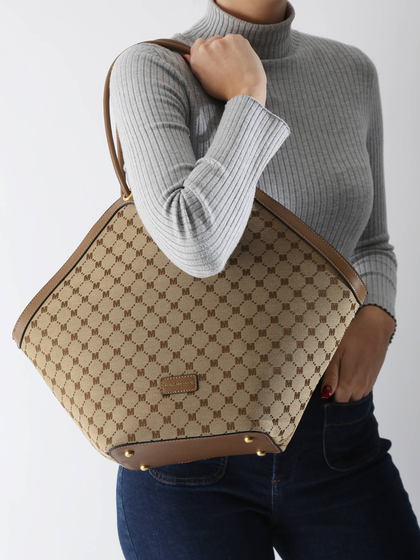 sac port paule Clemence MAC ALYSTER