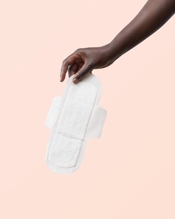 Yoni Maandverband Medium met Vleugels 10ST