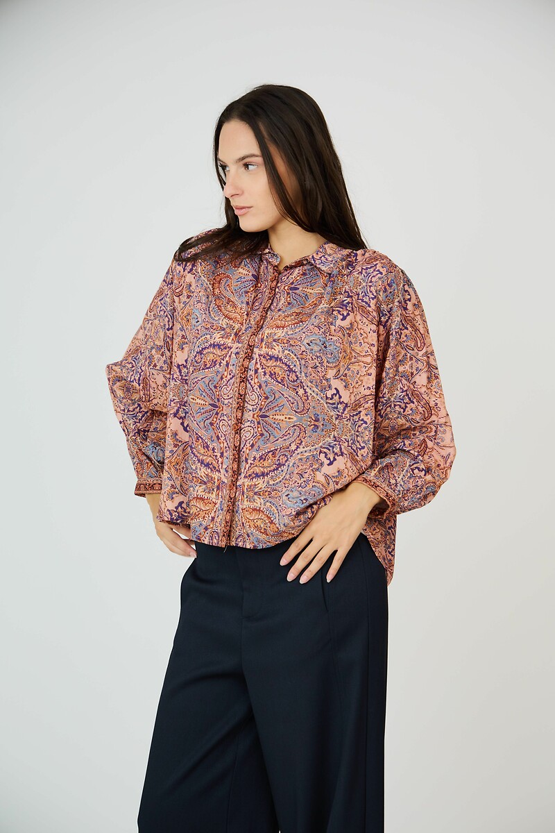 ATÉ BREVE<br>Blusa estampada com gola de camisa