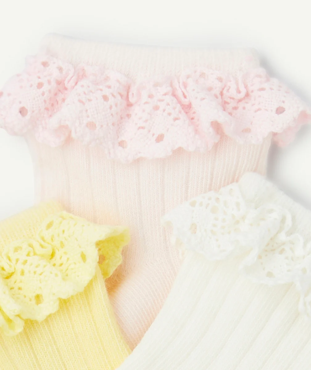 lot de 3 paires de socquettes fille rose et jaune avec volants brodés