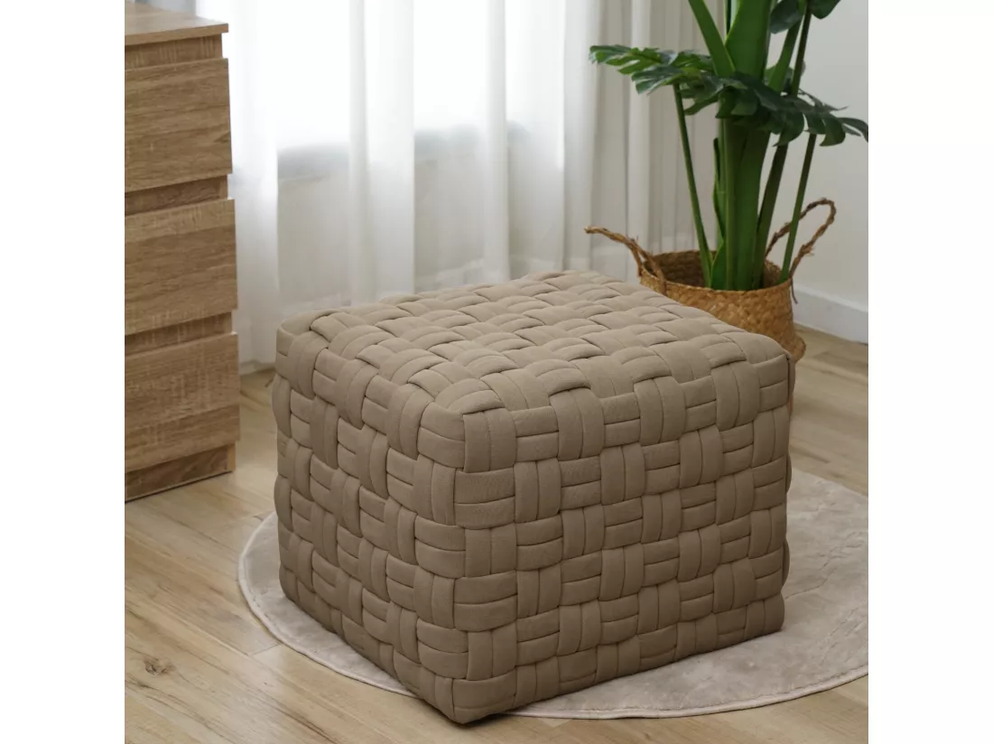 Tabouret pouf tressé