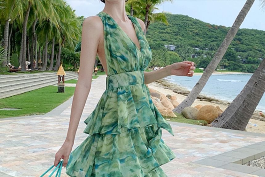 Saccharine - Halter V-hals gebloemde maxi A-lijn jurk met print