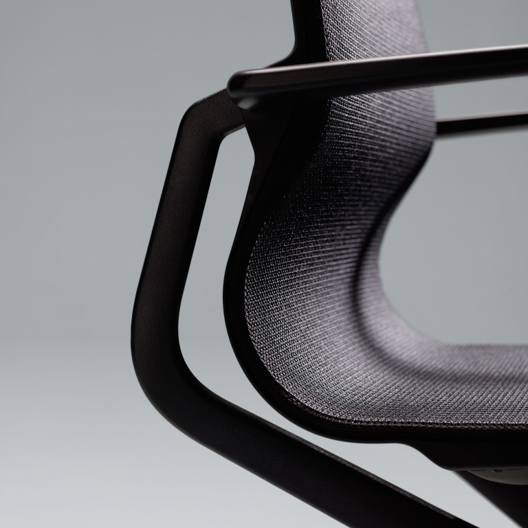 Vitra Physix bureaustoel zwart onderstel Trioknit silver