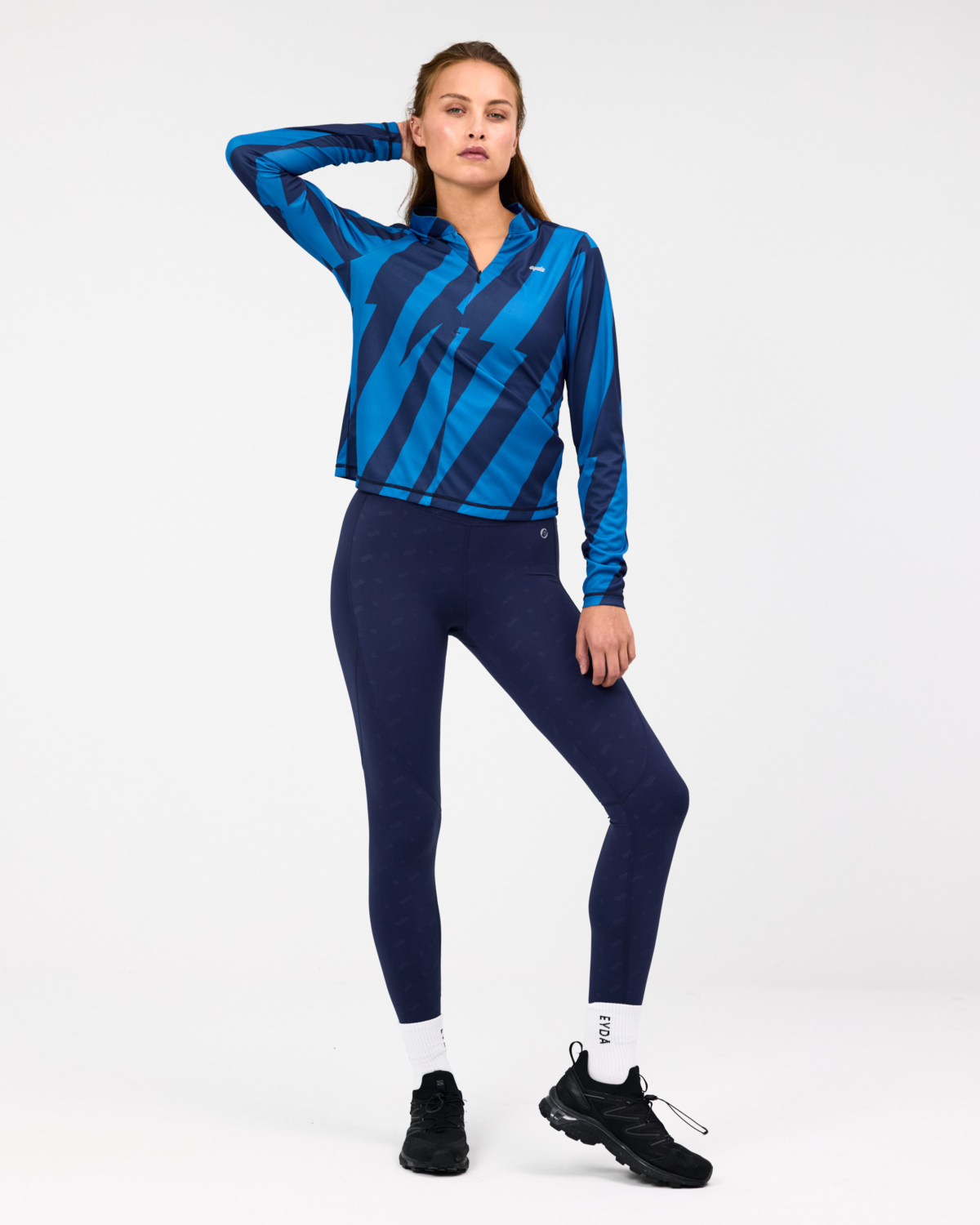 Eyda Alexine Long Sleeve Blue Graphic