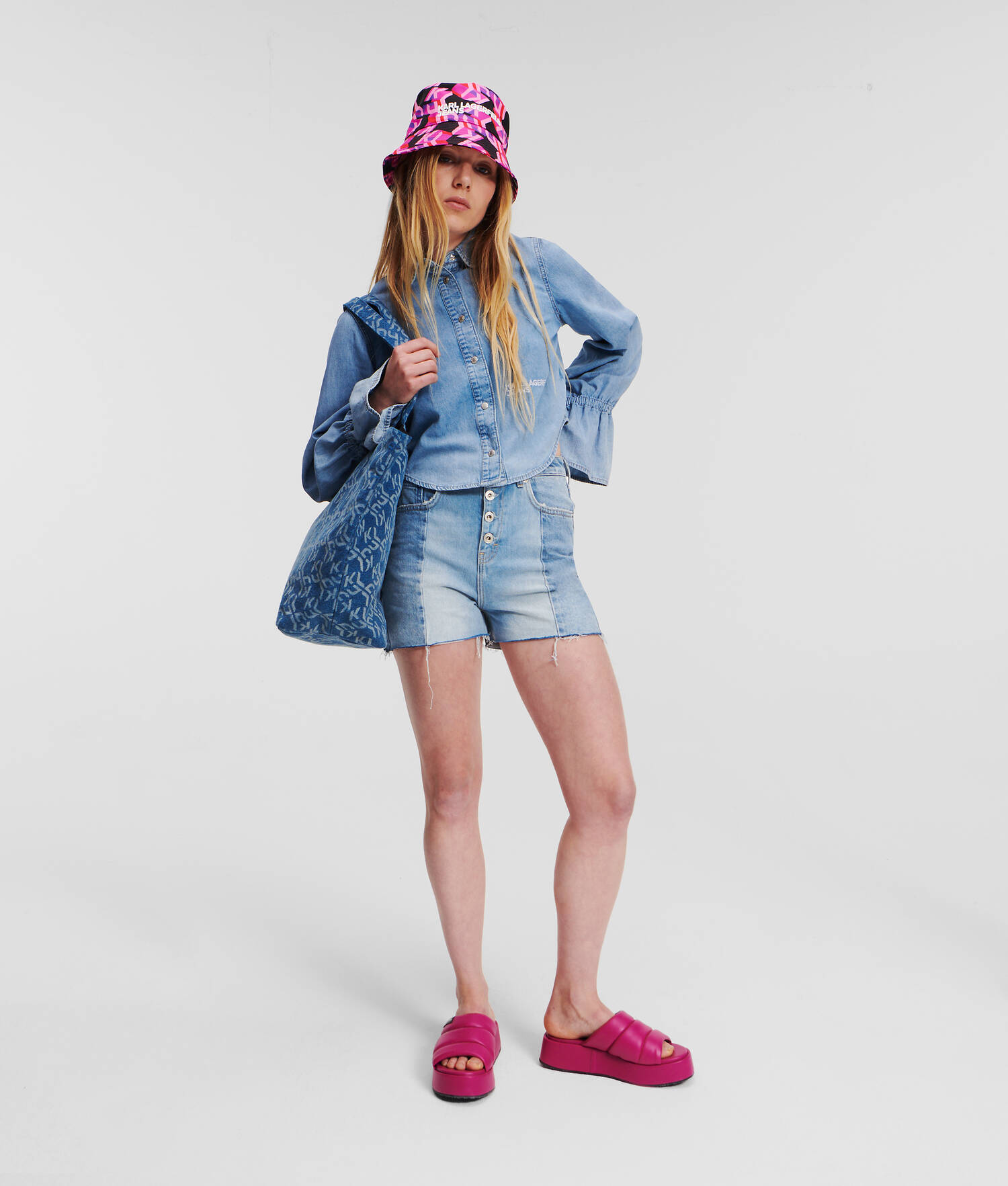 SHORT EN JEAN TAILLE HAUTE EFFET STRUCTURÉ KLJ