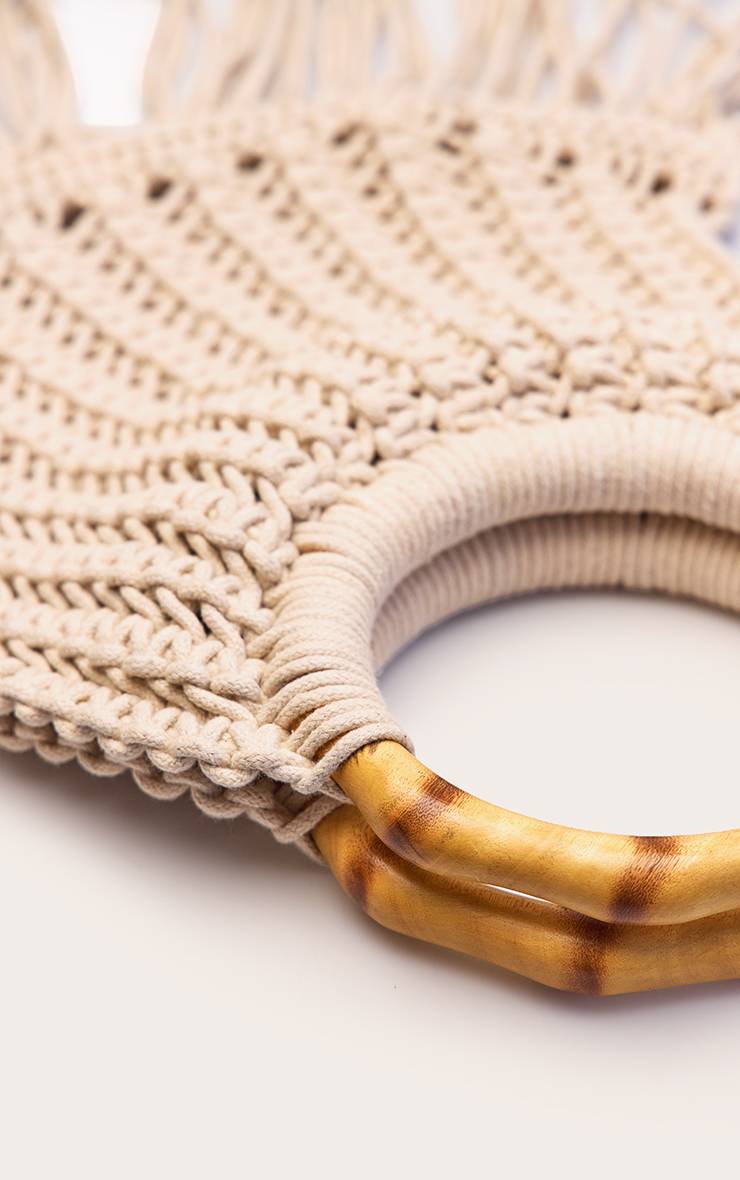 Crème Sac À Main En Macramé À Pompon Avec Poignée En Bois