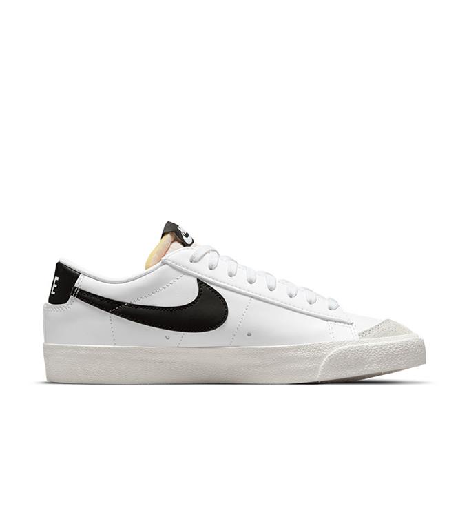 Nike Women Blazer Low '77 Sneakers