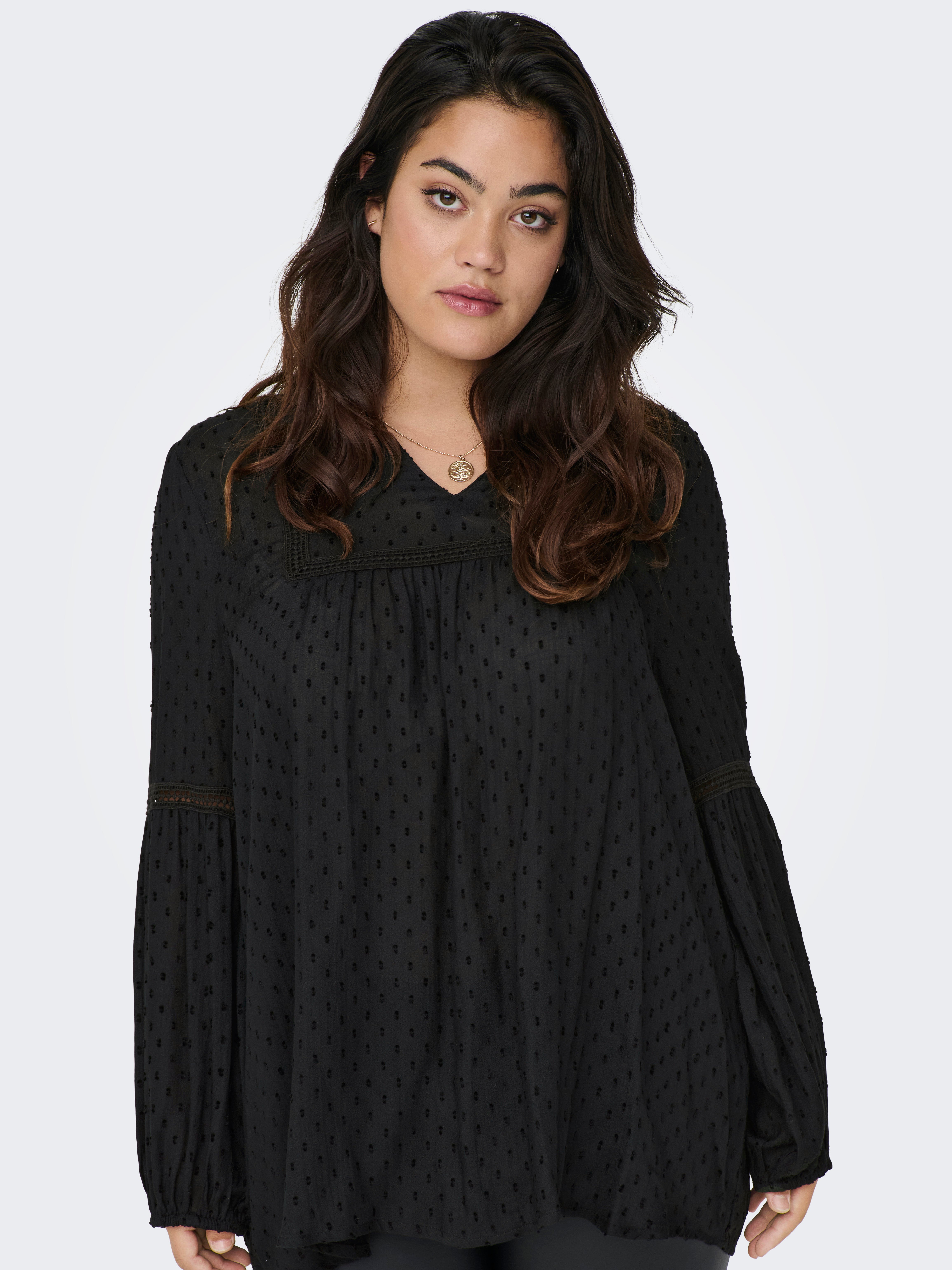 CARNEEL Top Black