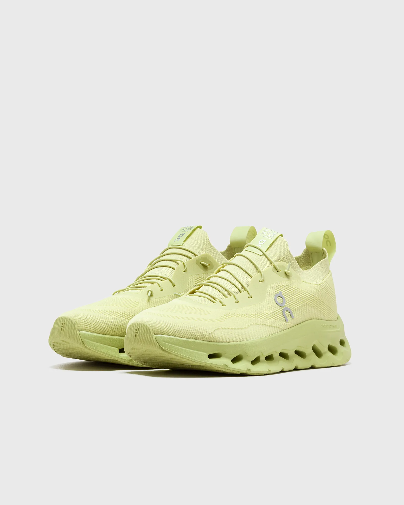 ON X LOEWE WMNS CLOUDTILT
